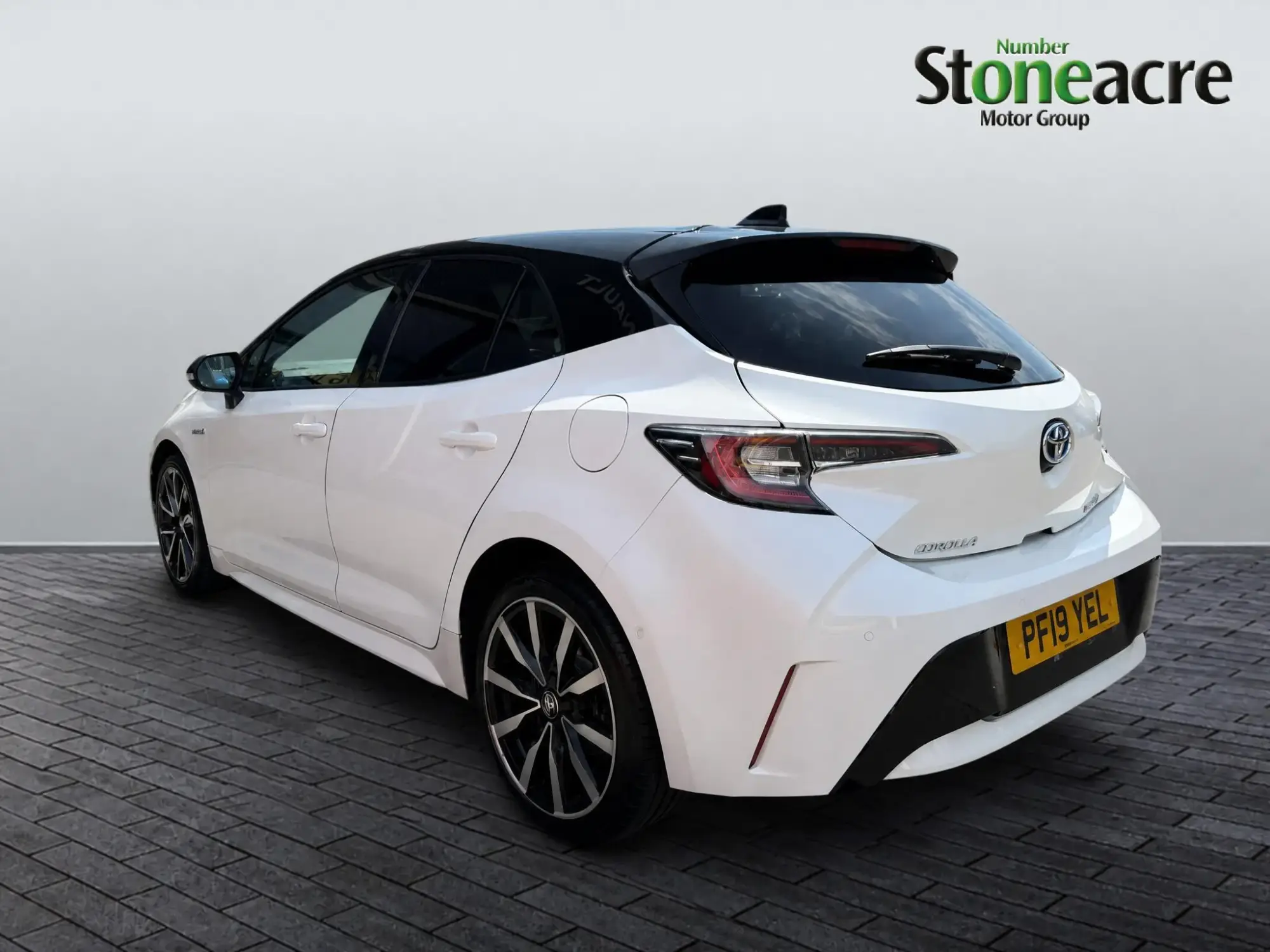 Toyota Corolla Hatchback Image 4