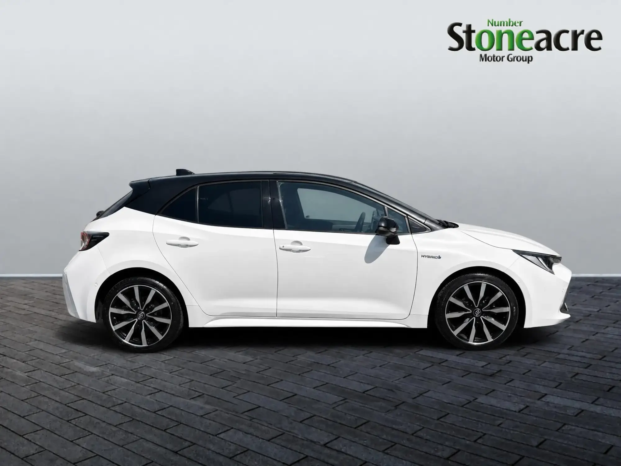 Toyota Corolla Hatchback Image 8