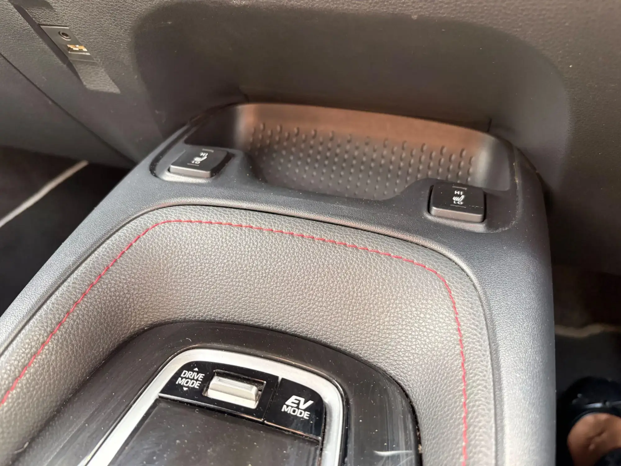 Toyota Corolla Hatchback Image 16
