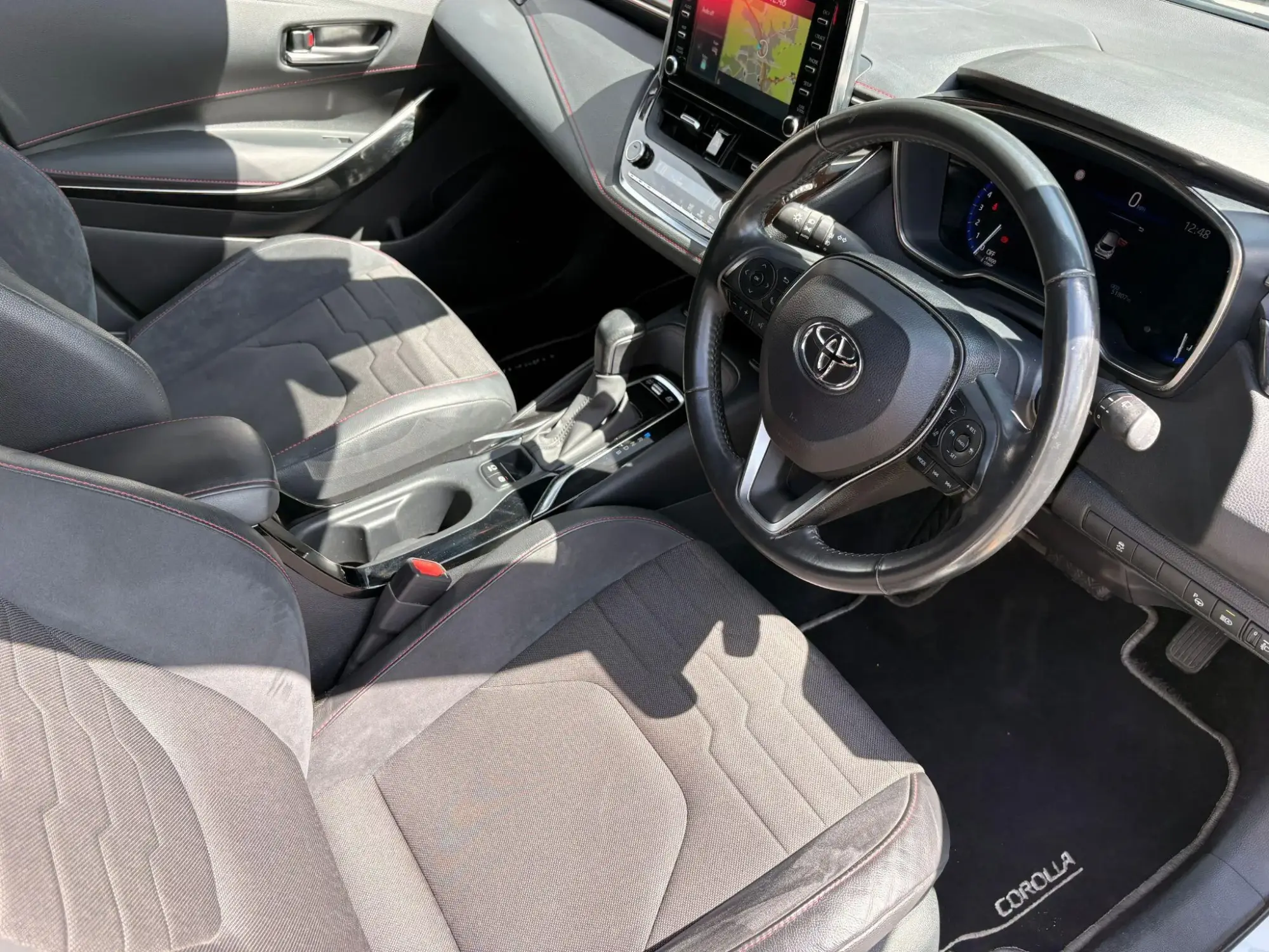 Toyota Corolla Hatchback Image 17