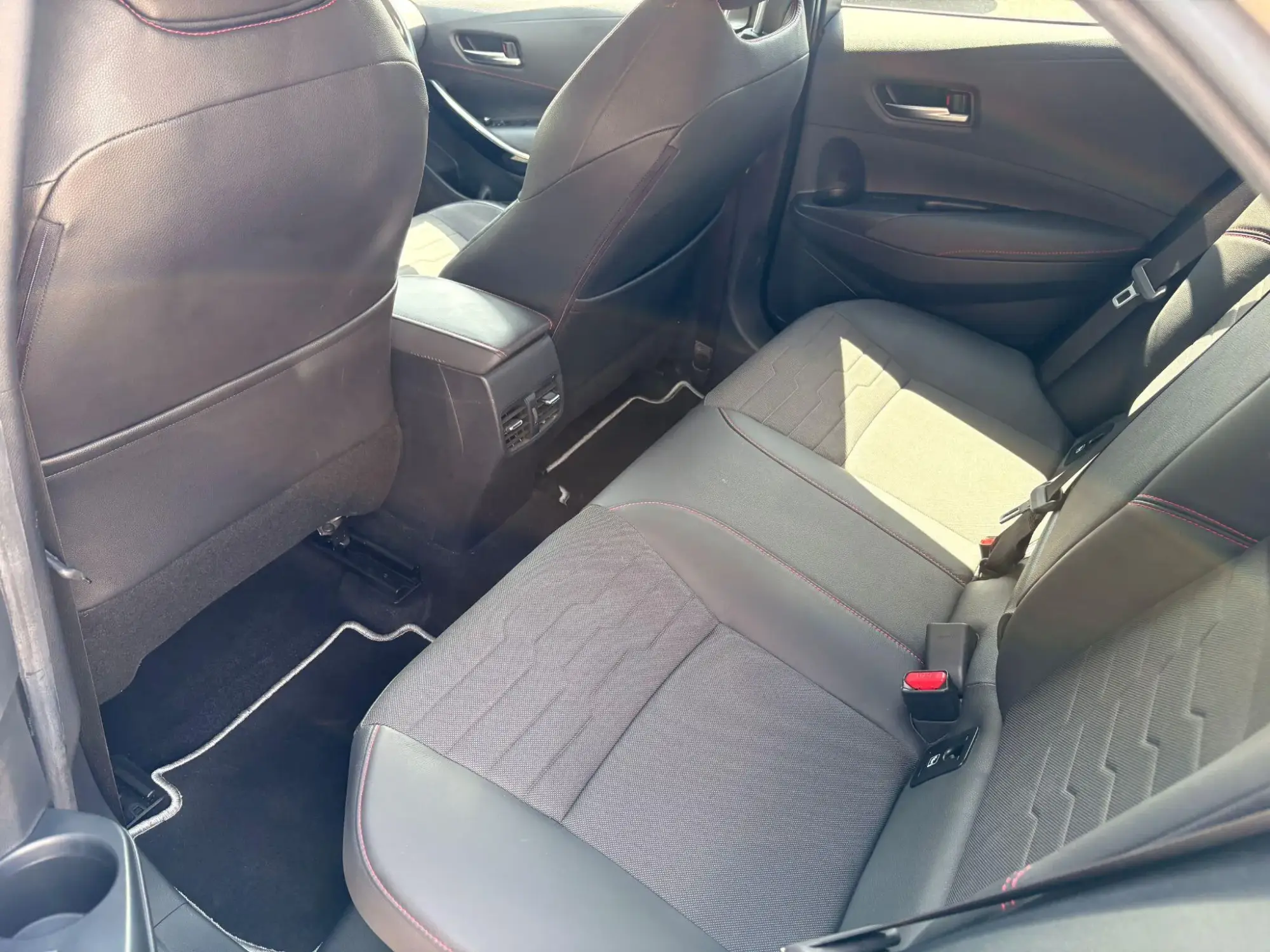 Toyota Corolla Hatchback Image 19
