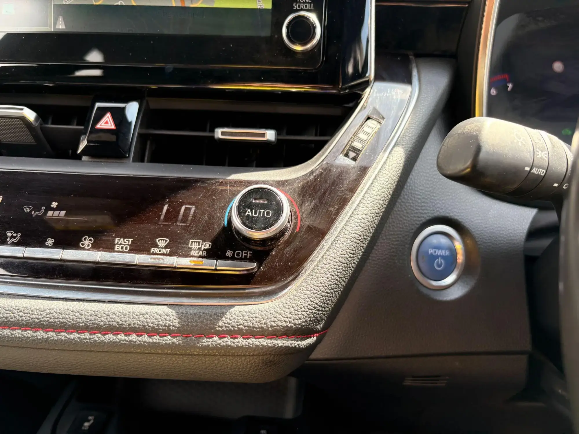 Toyota Corolla Hatchback Image 22