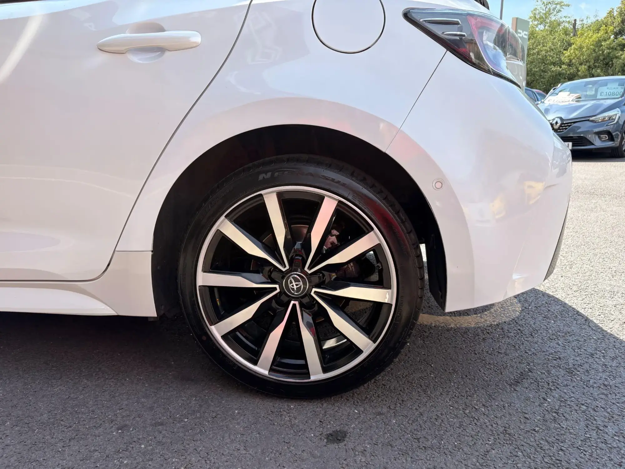 Toyota Corolla Hatchback Image 27
