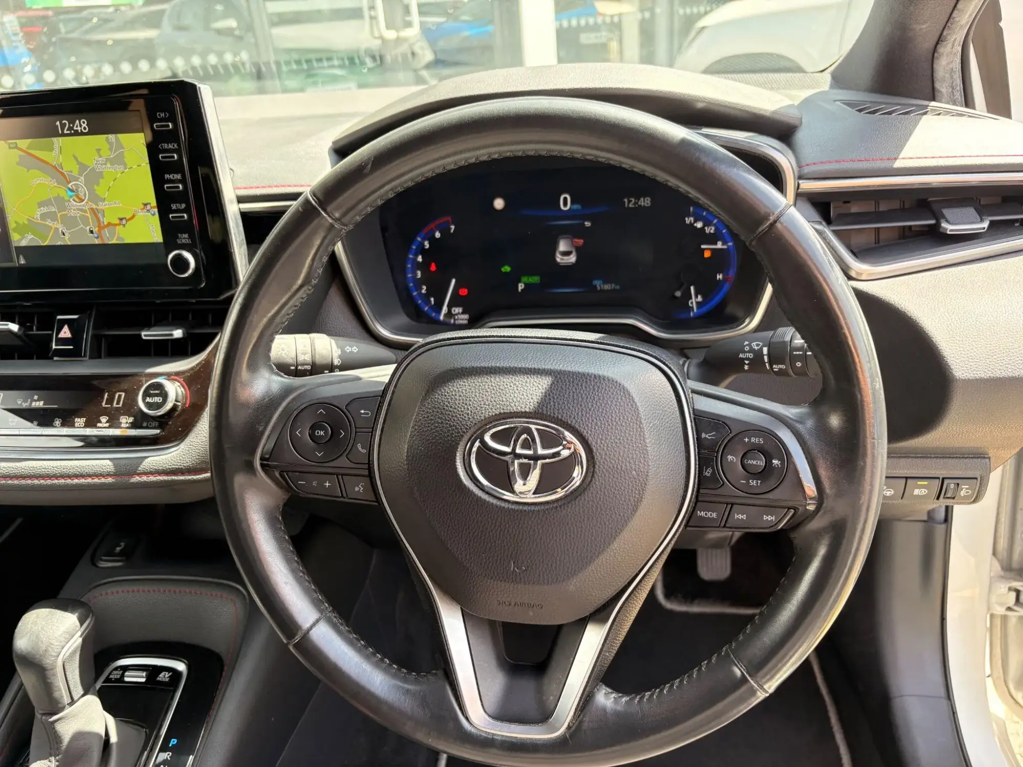 Toyota Corolla Hatchback Image 38