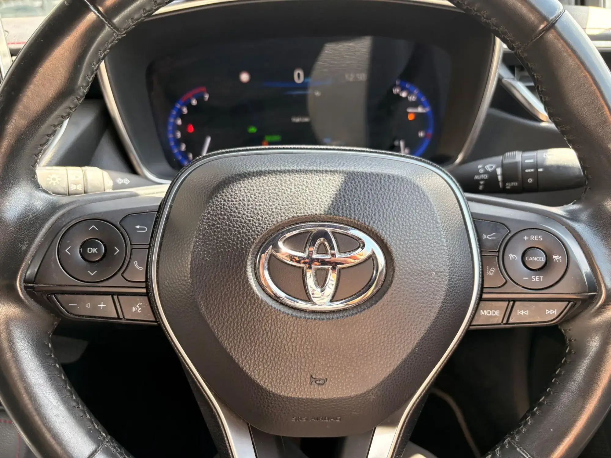 Toyota Corolla Hatchback Image 39