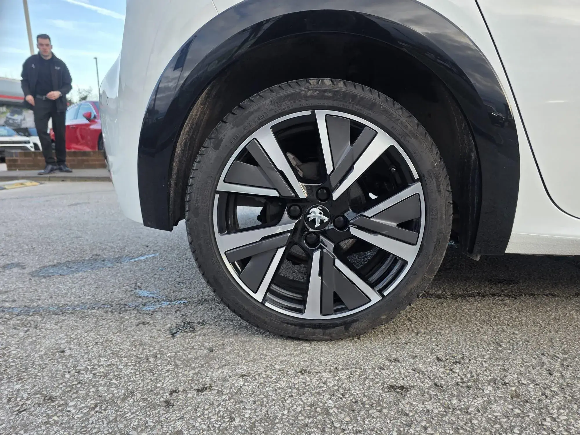 Peugeot 208 Image 9 Peugeot 208 Image 9