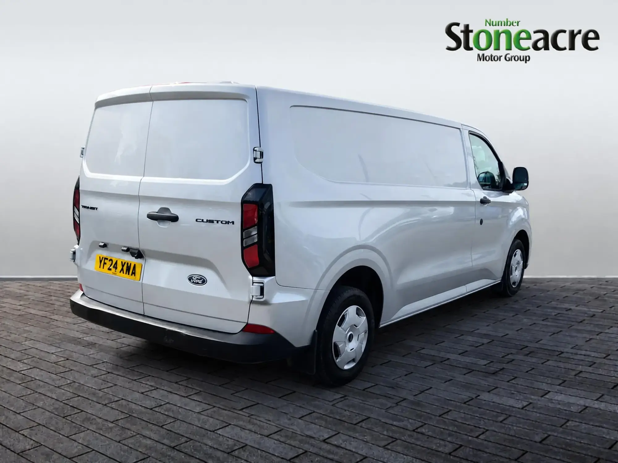Ford Transit Custom Image 3