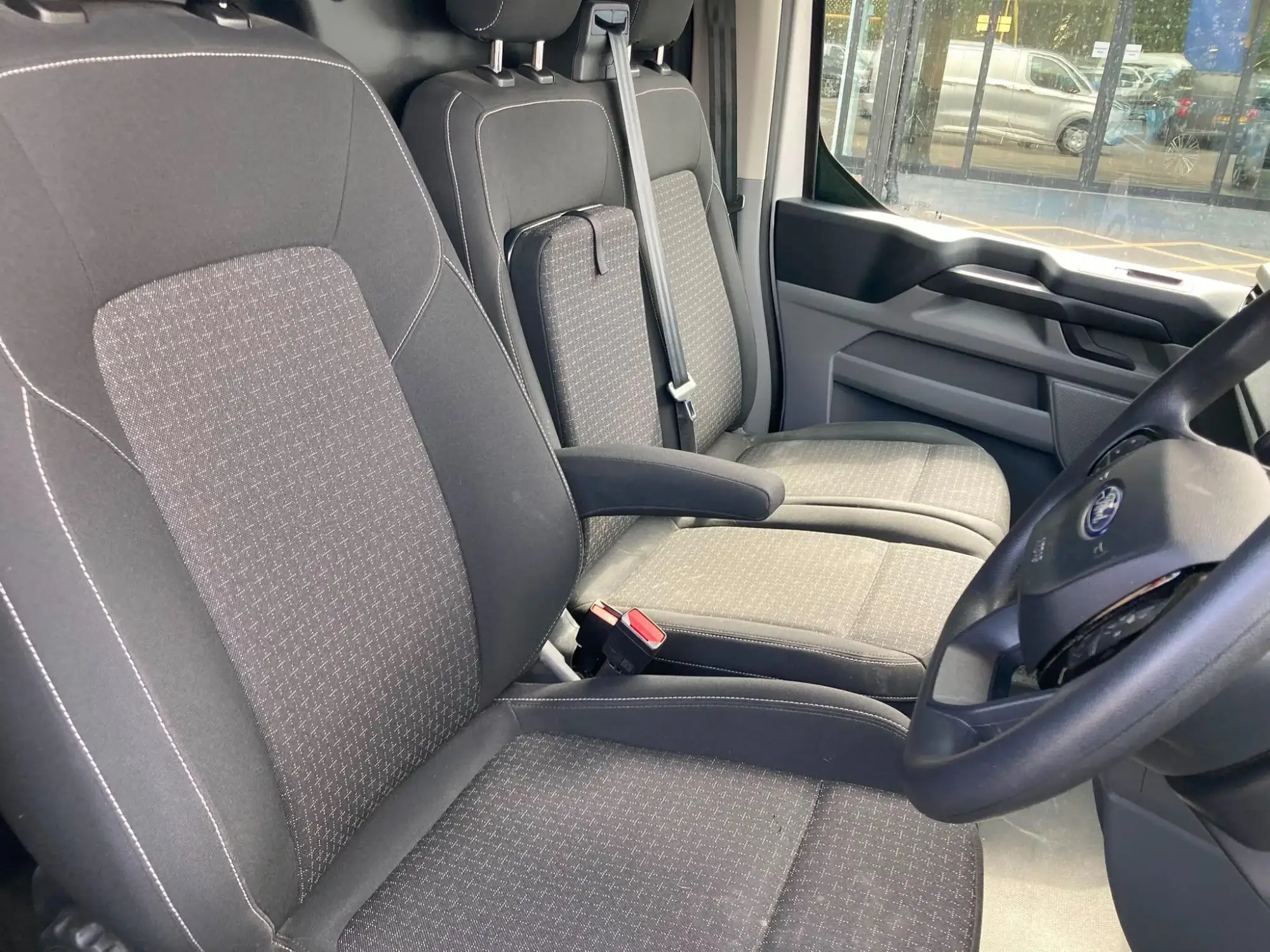 Ford Transit Custom Image 9