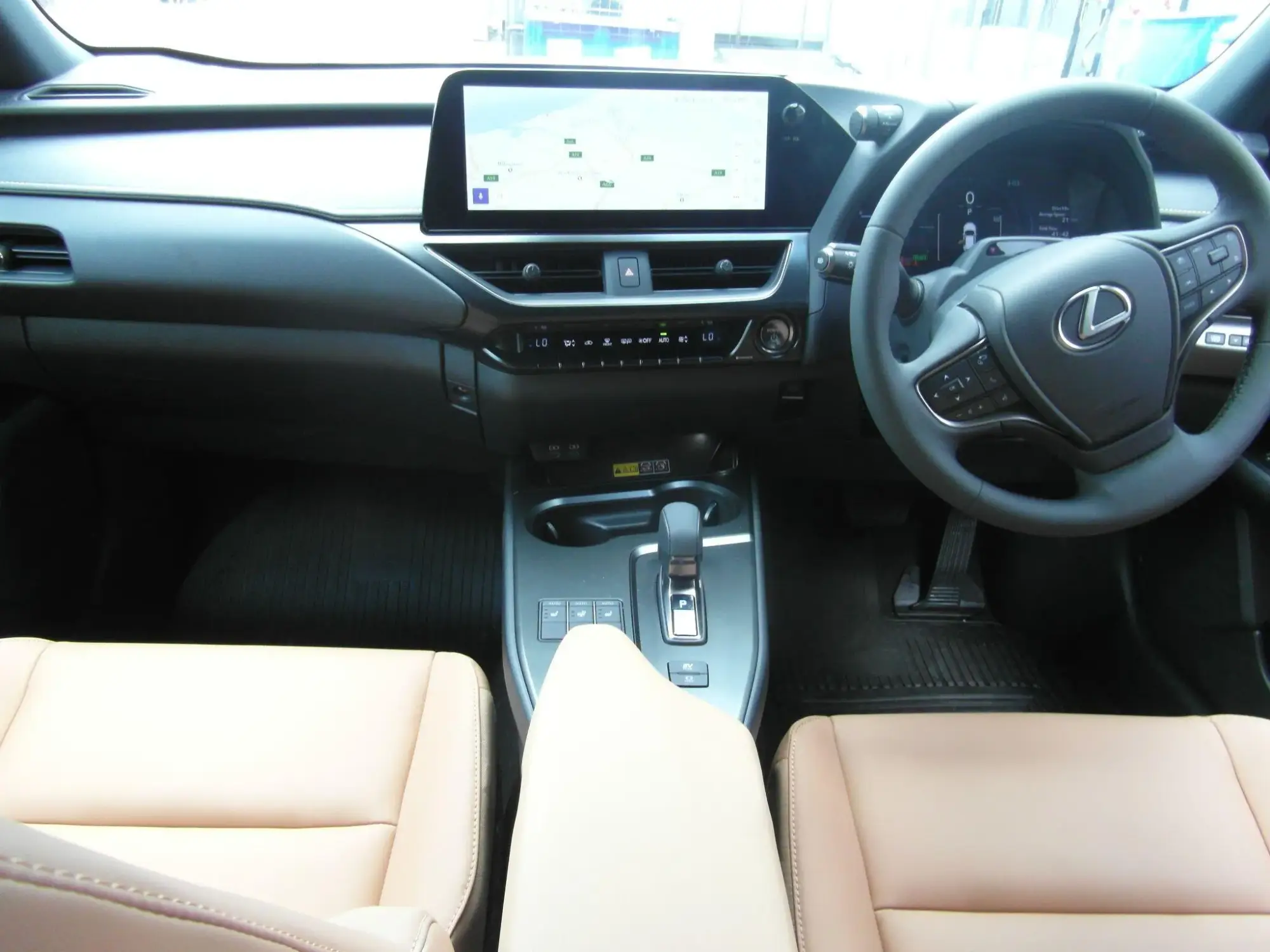 Lexus UX Self-Charging Hybrid Image 9 Lexus UX Self-Charging Hybrid Image 9
