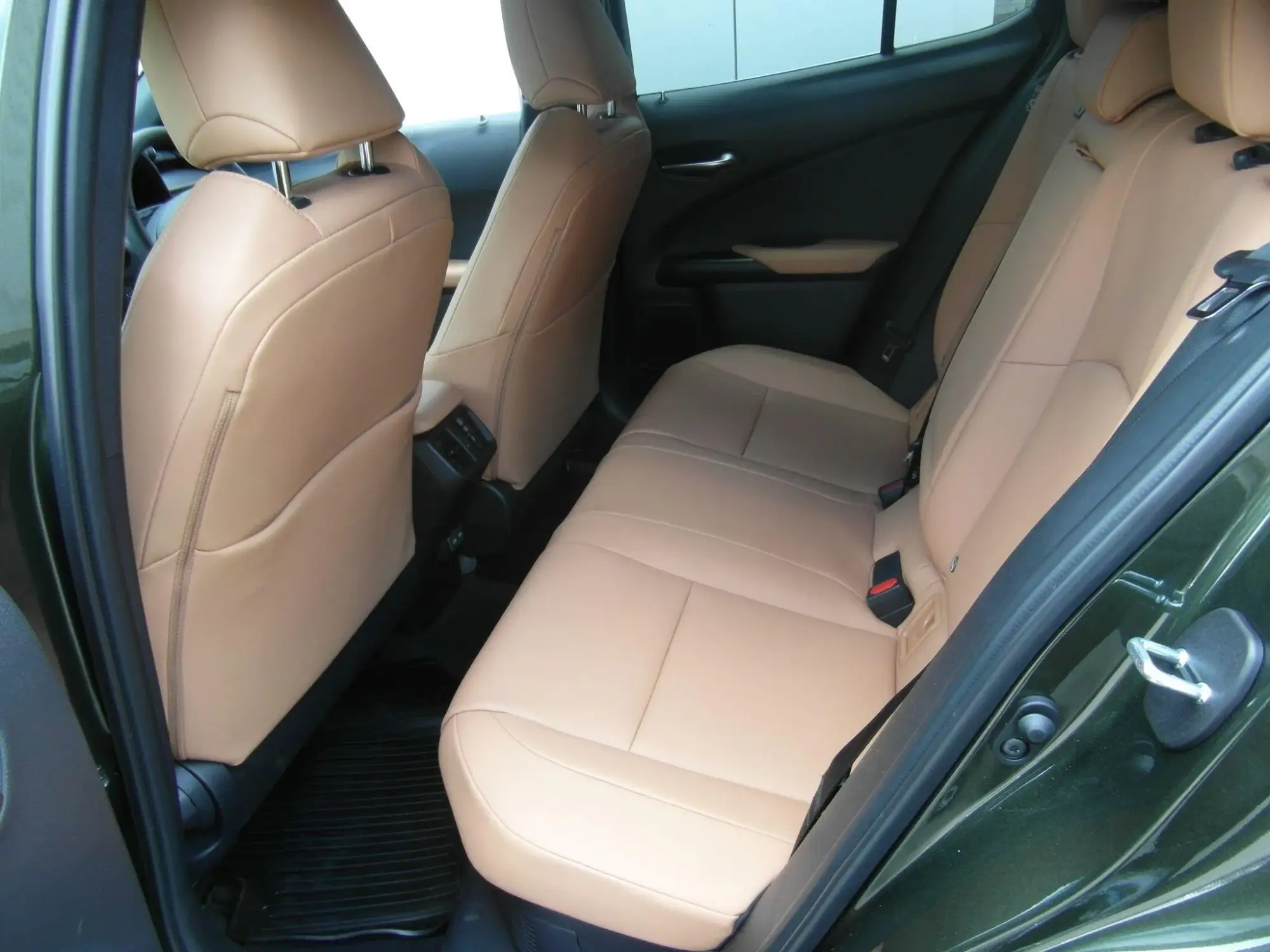 Lexus UX Self-Charging Hybrid Image 12 Lexus UX Self-Charging Hybrid Image 12