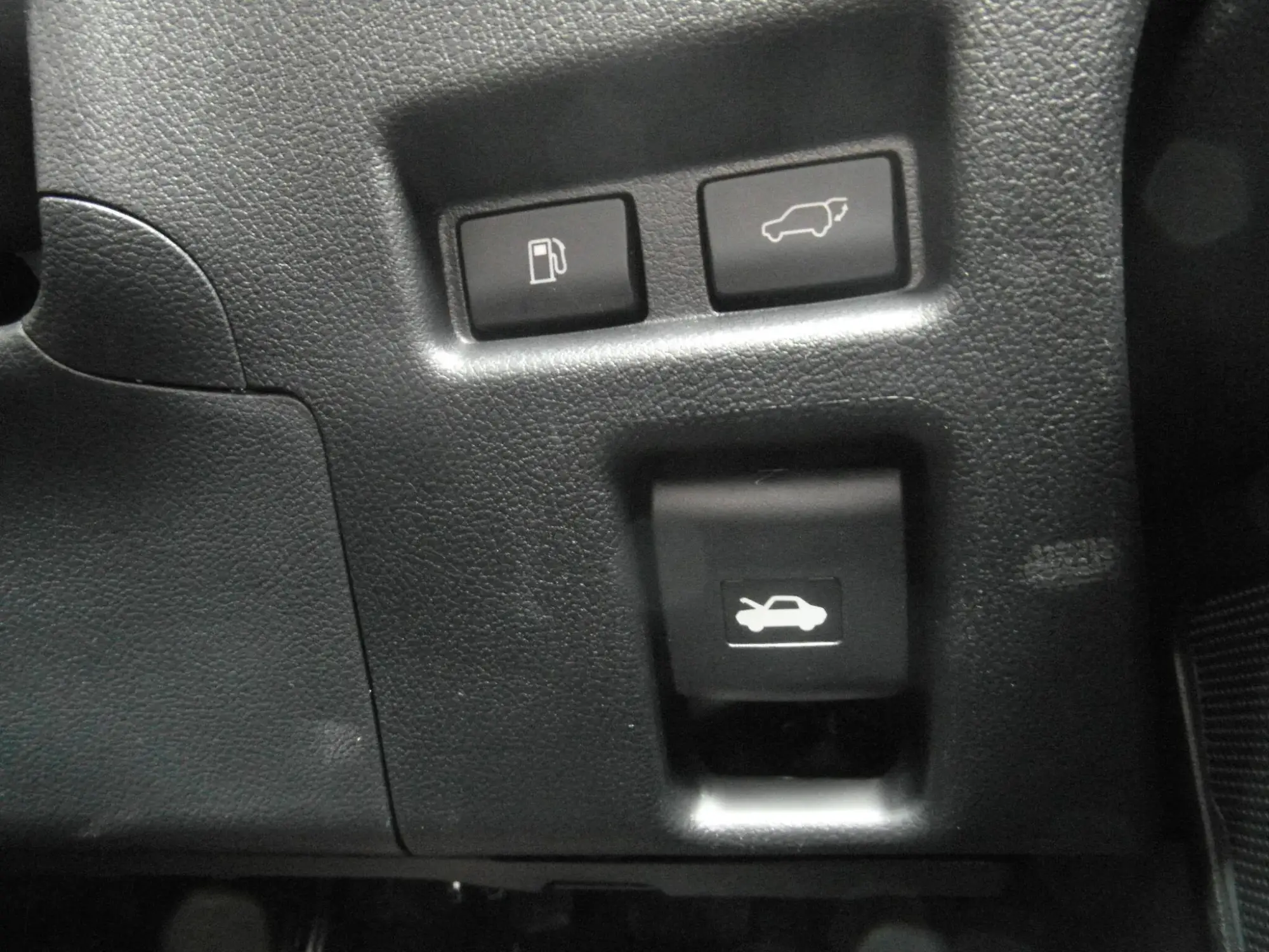 Lexus UX Self-Charging Hybrid Image 16 Lexus UX Self-Charging Hybrid Image 16