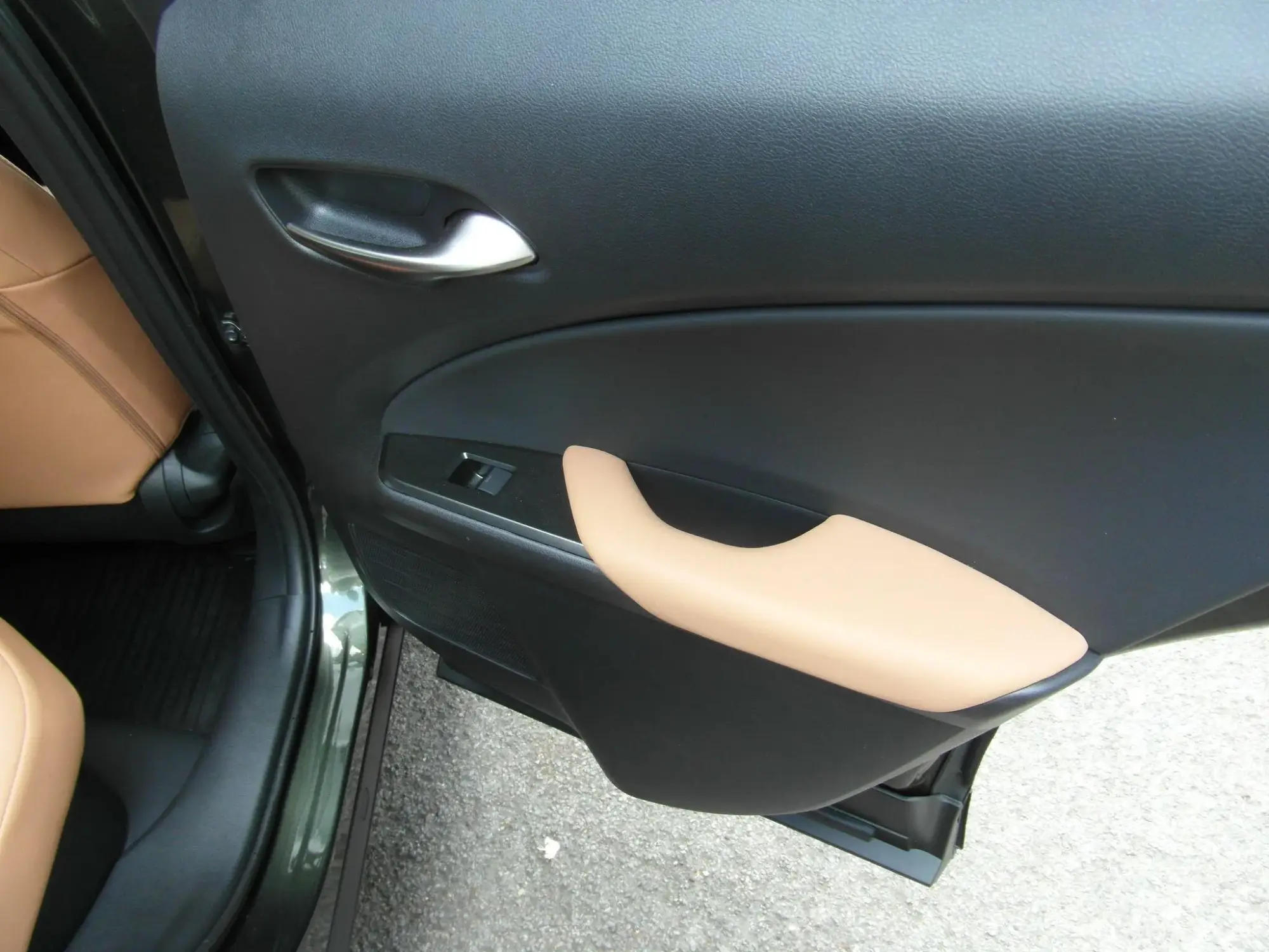 Lexus UX Self-Charging Hybrid Image 31 Lexus UX Self-Charging Hybrid Image 31