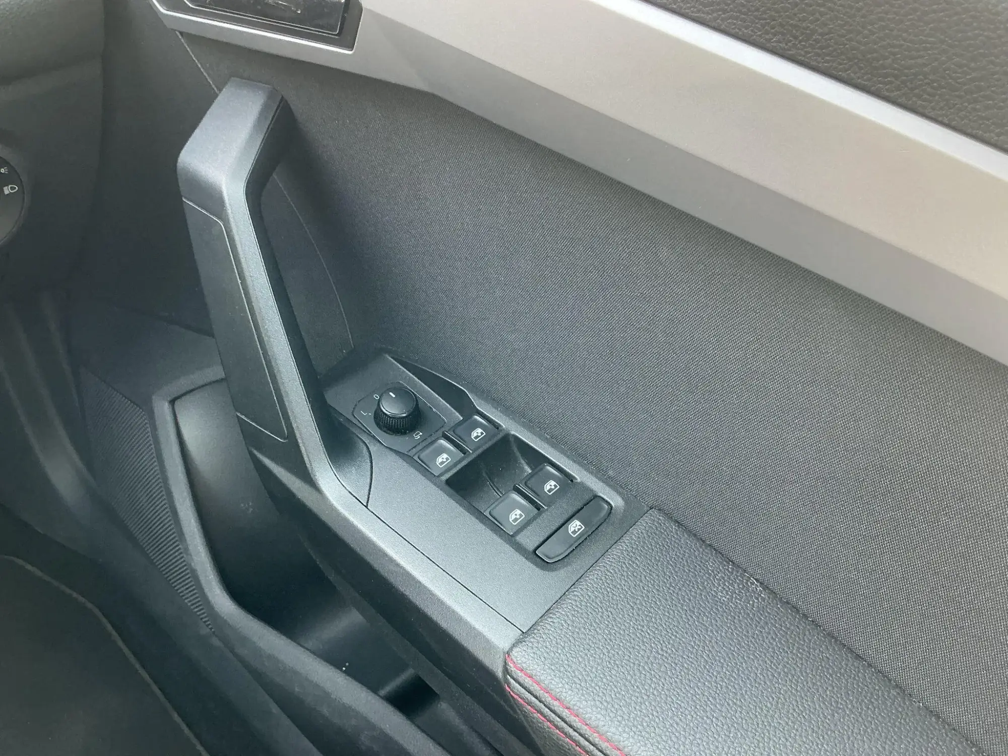SEAT Arona Image 11