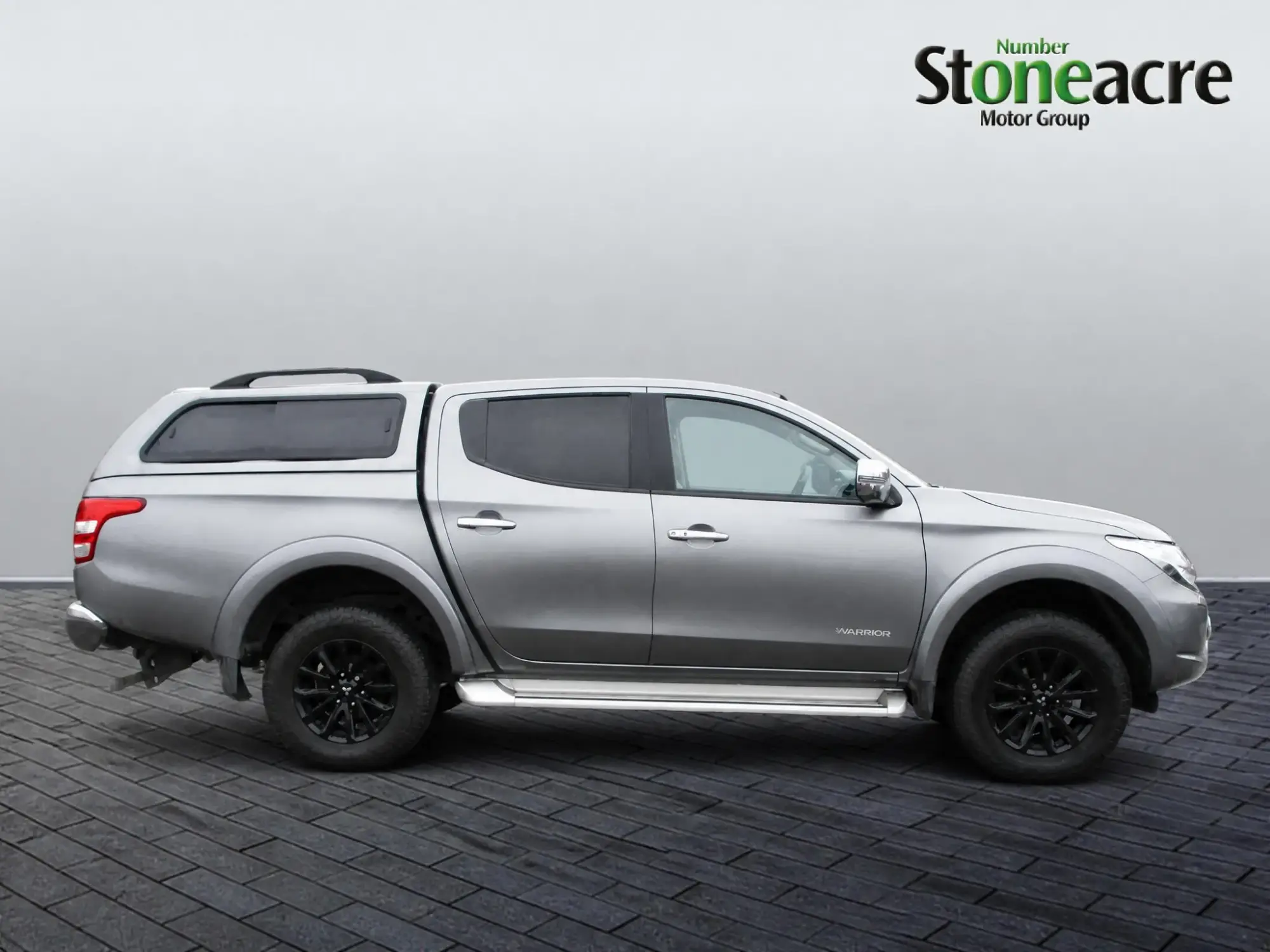 Mitsubishi L200 2.4 DI-D DC Warrior Auto 4WD Euro 6 4dr WN68PBY Image 2 Mitsubishi L200 2.4 DI-D DC Warrior Auto 4WD Euro 6 4dr WN68PBY Image 2