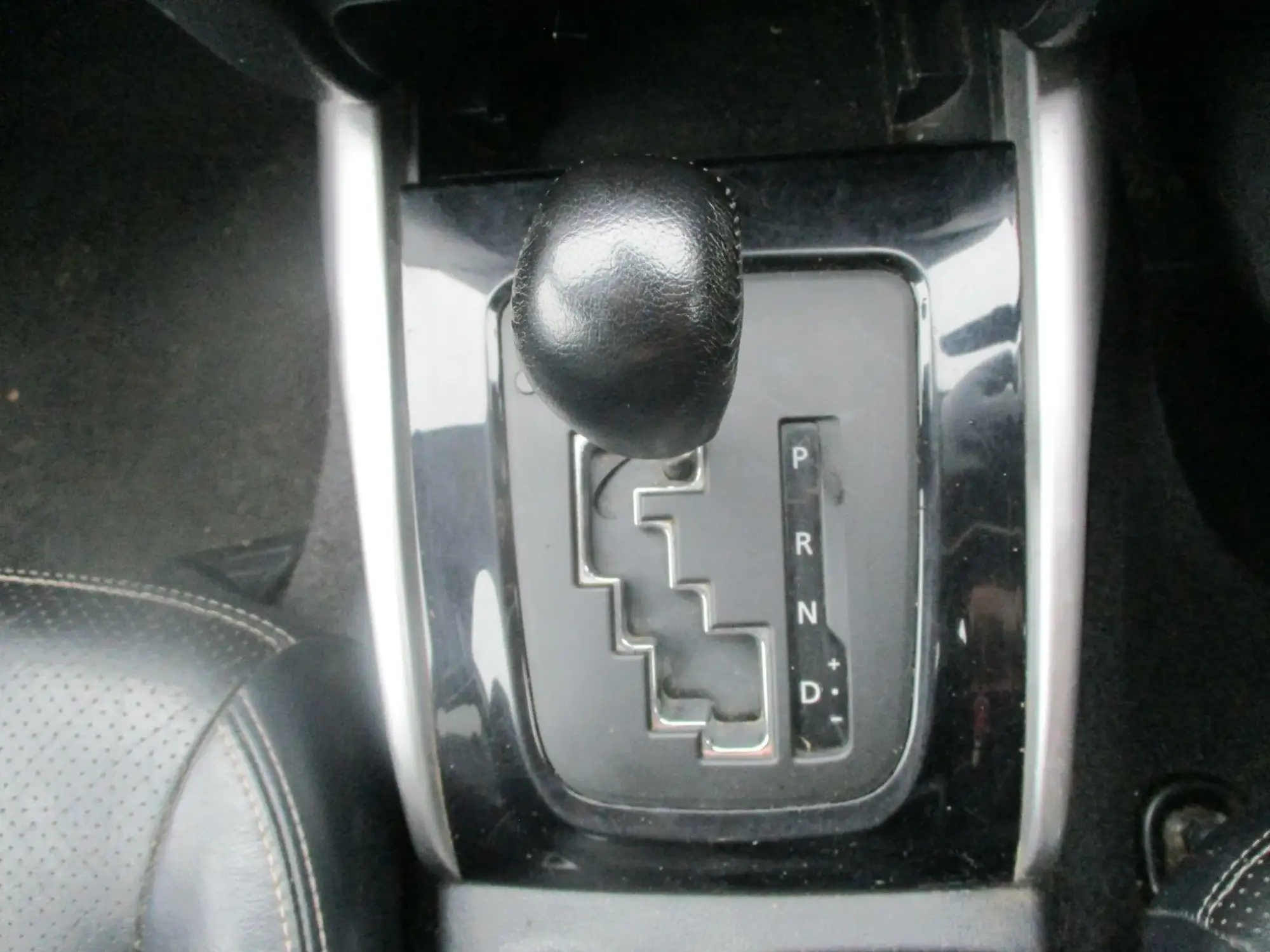 Mitsubishi L200 Image 25