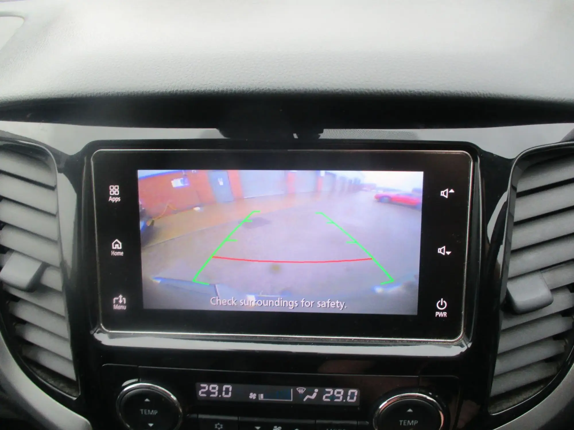 Mitsubishi L200 Image 26
