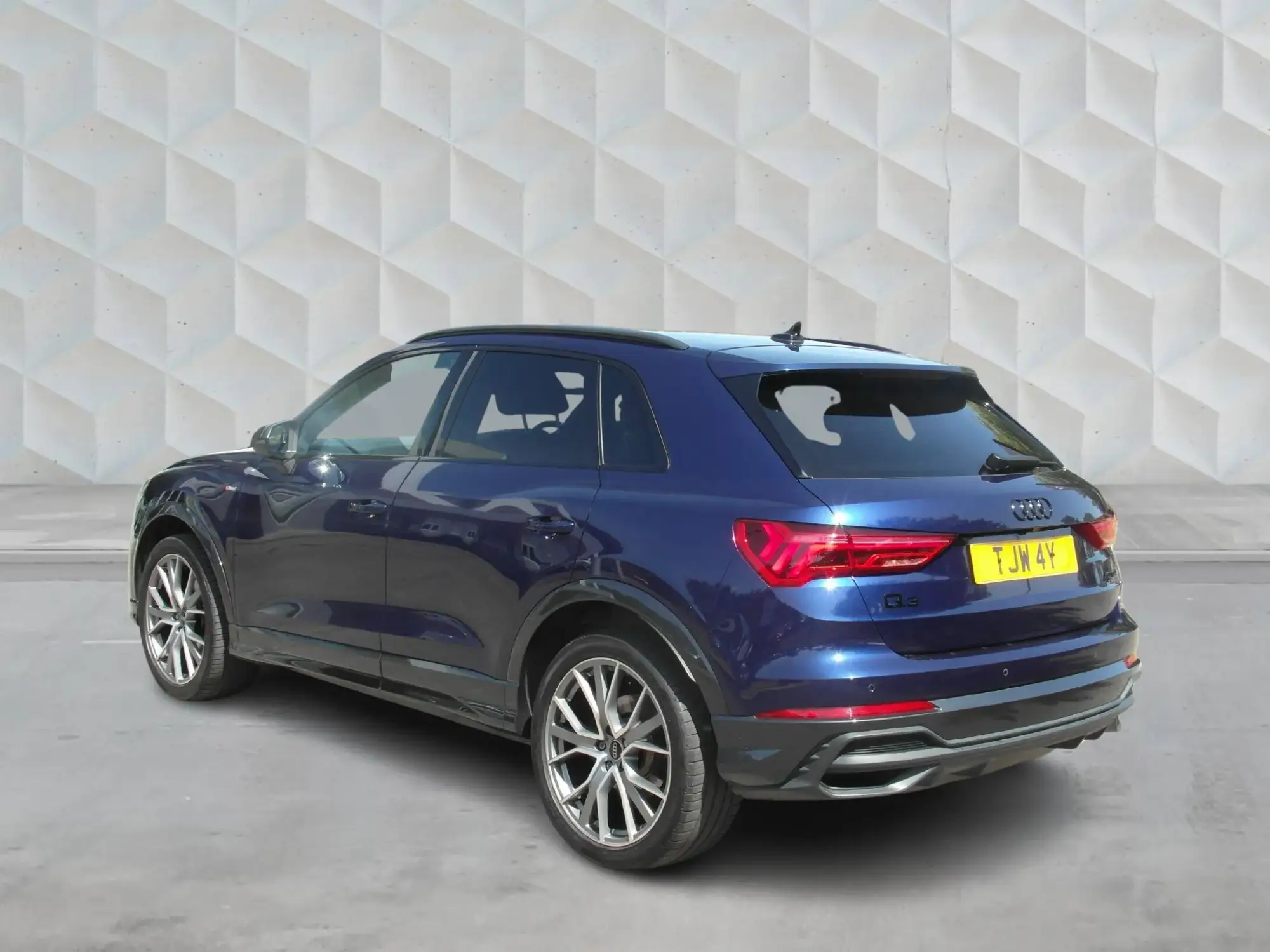 Audi Q3 Image 4 Audi Q3 Image 4