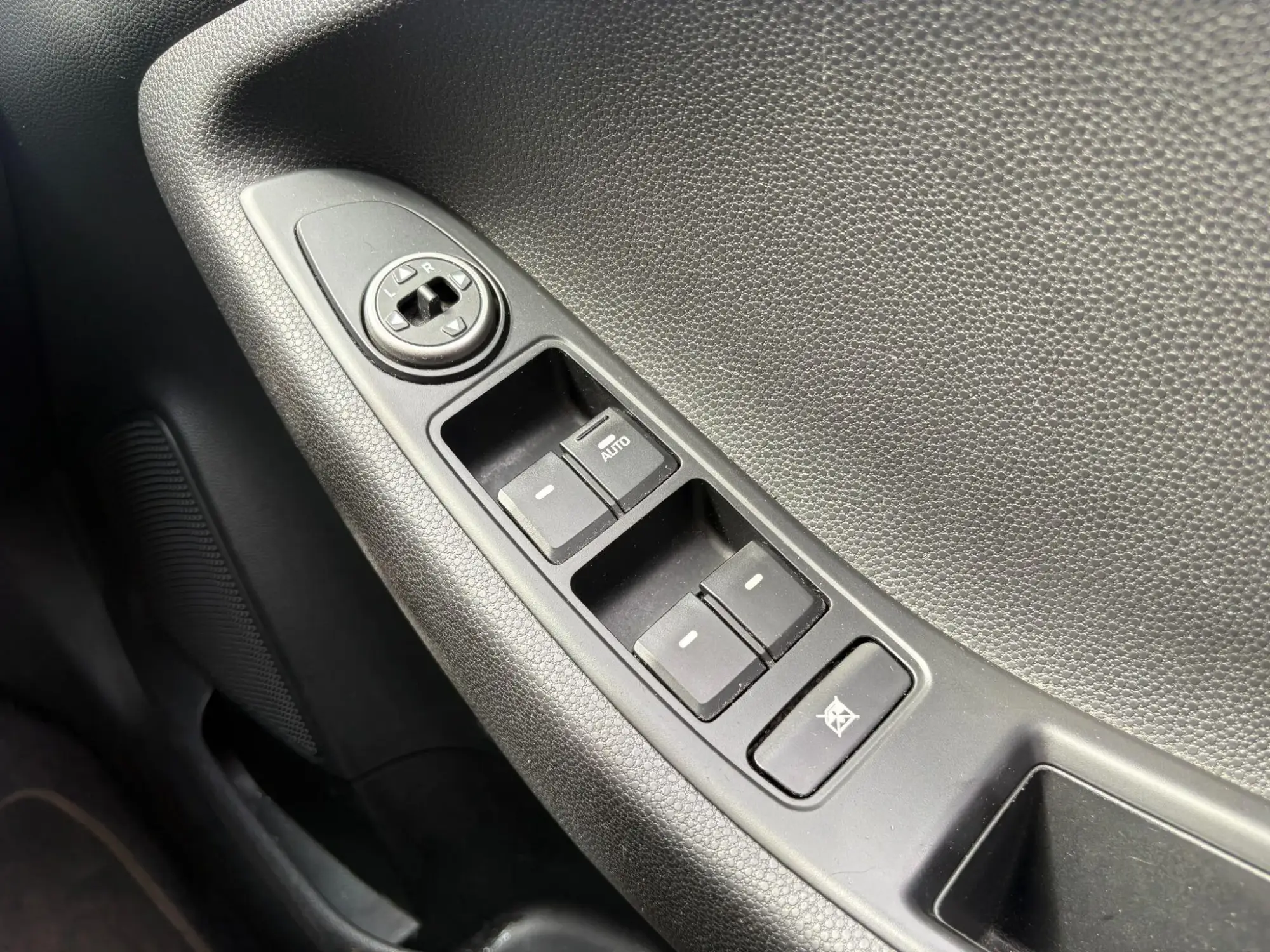 Hyundai i20 Image 16 Hyundai i20 Image 16