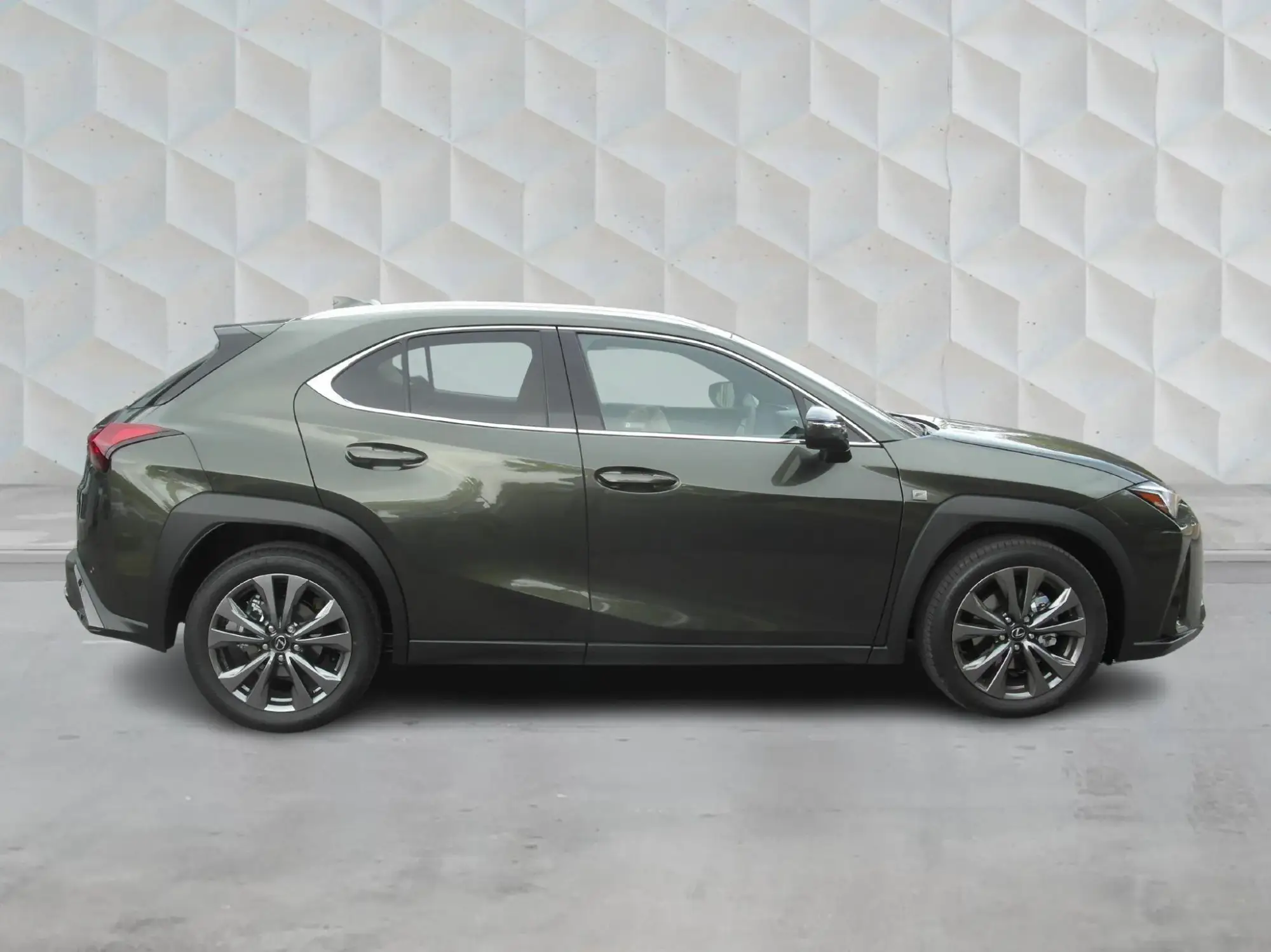 Lexus UX Self-Charging Hybrid Image 7 Lexus UX Self-Charging Hybrid Image 7