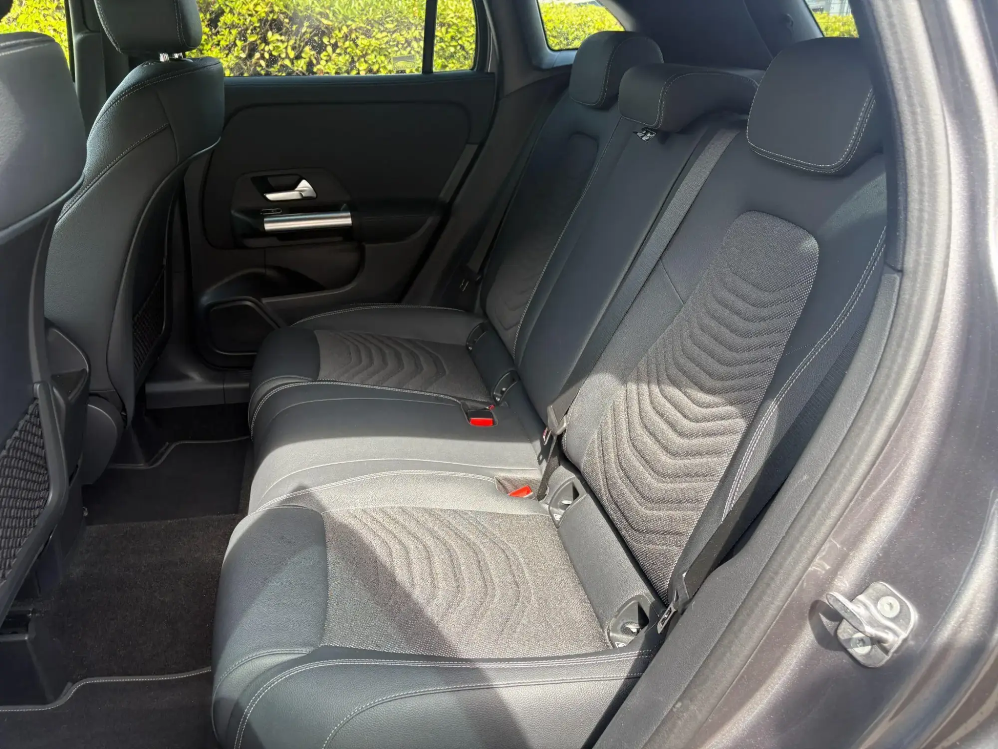Mercedes-Benz GLA Image 13 Mercedes-Benz GLA Image 13