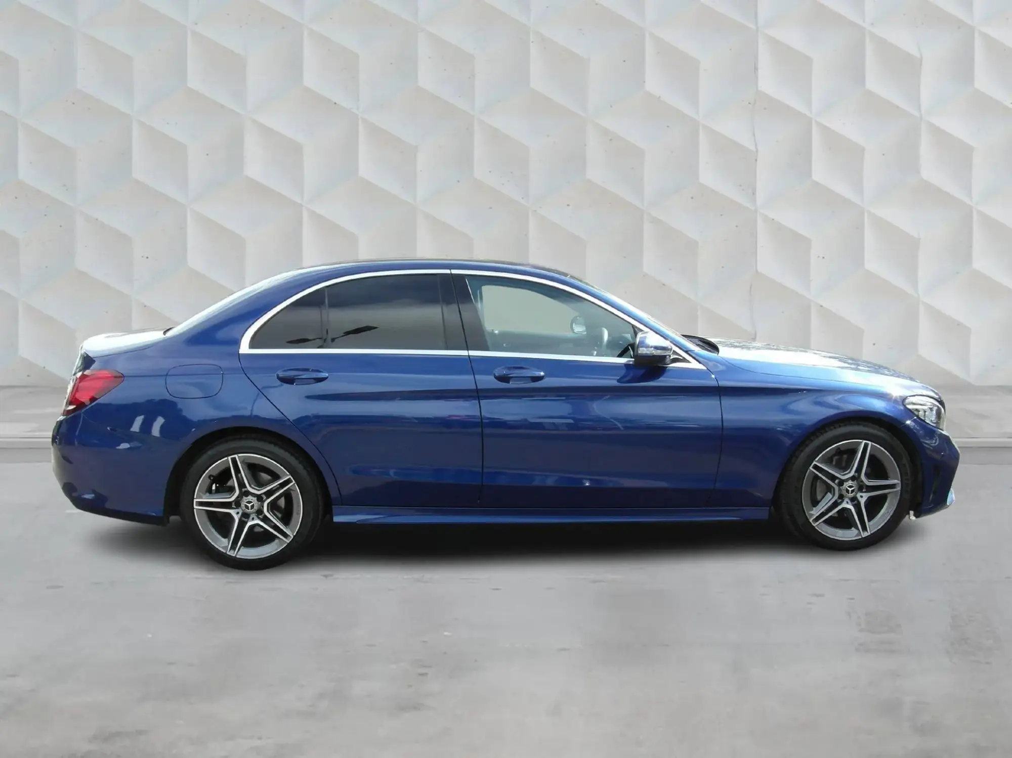 Mercedes-Benz C-Class Image 7 Mercedes-Benz C-Class Image 7
