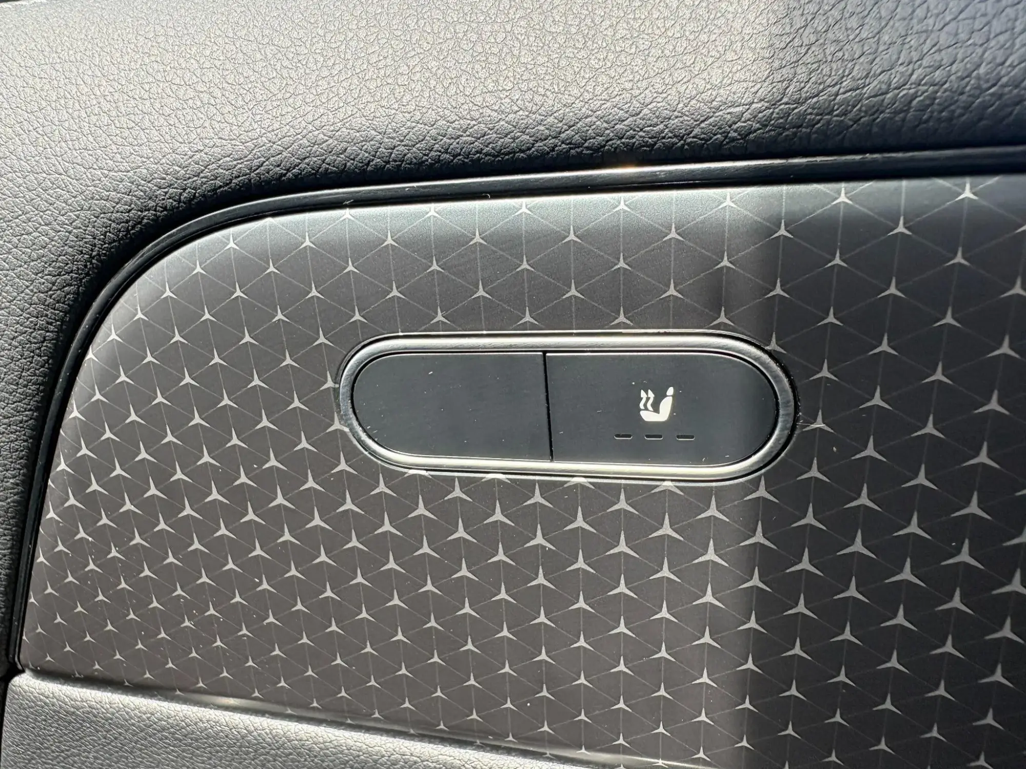 Mercedes-Benz GLA Image 18 Mercedes-Benz GLA Image 18