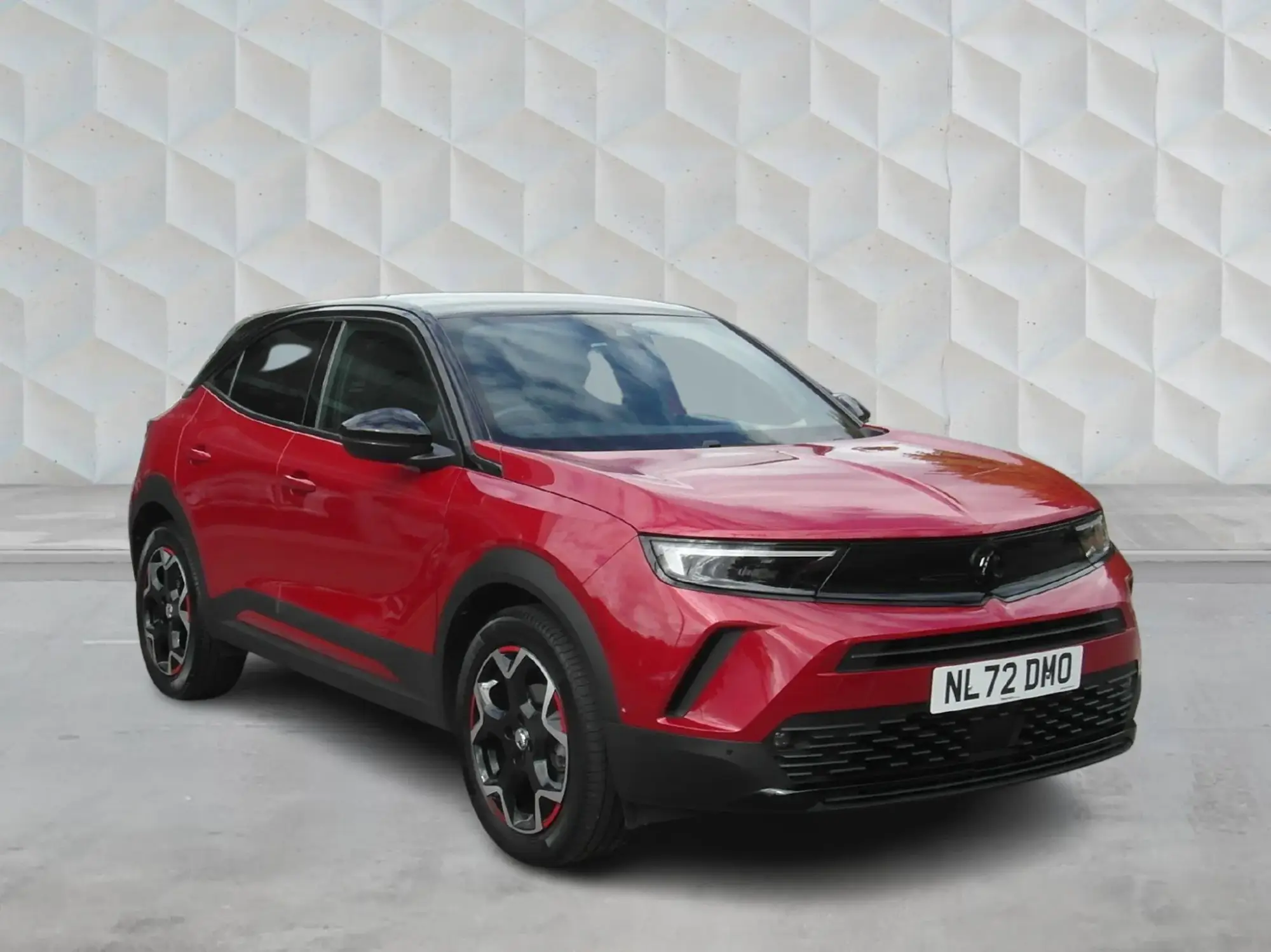 Vauxhall Mokka 1.2 Turbo SRi Premium Euro 6 (s/s) 5dr NL72DMO Image 1 Vauxhall Mokka 1.2 Turbo SRi Premium Euro 6 (s/s) 5dr NL72DMO Image 1