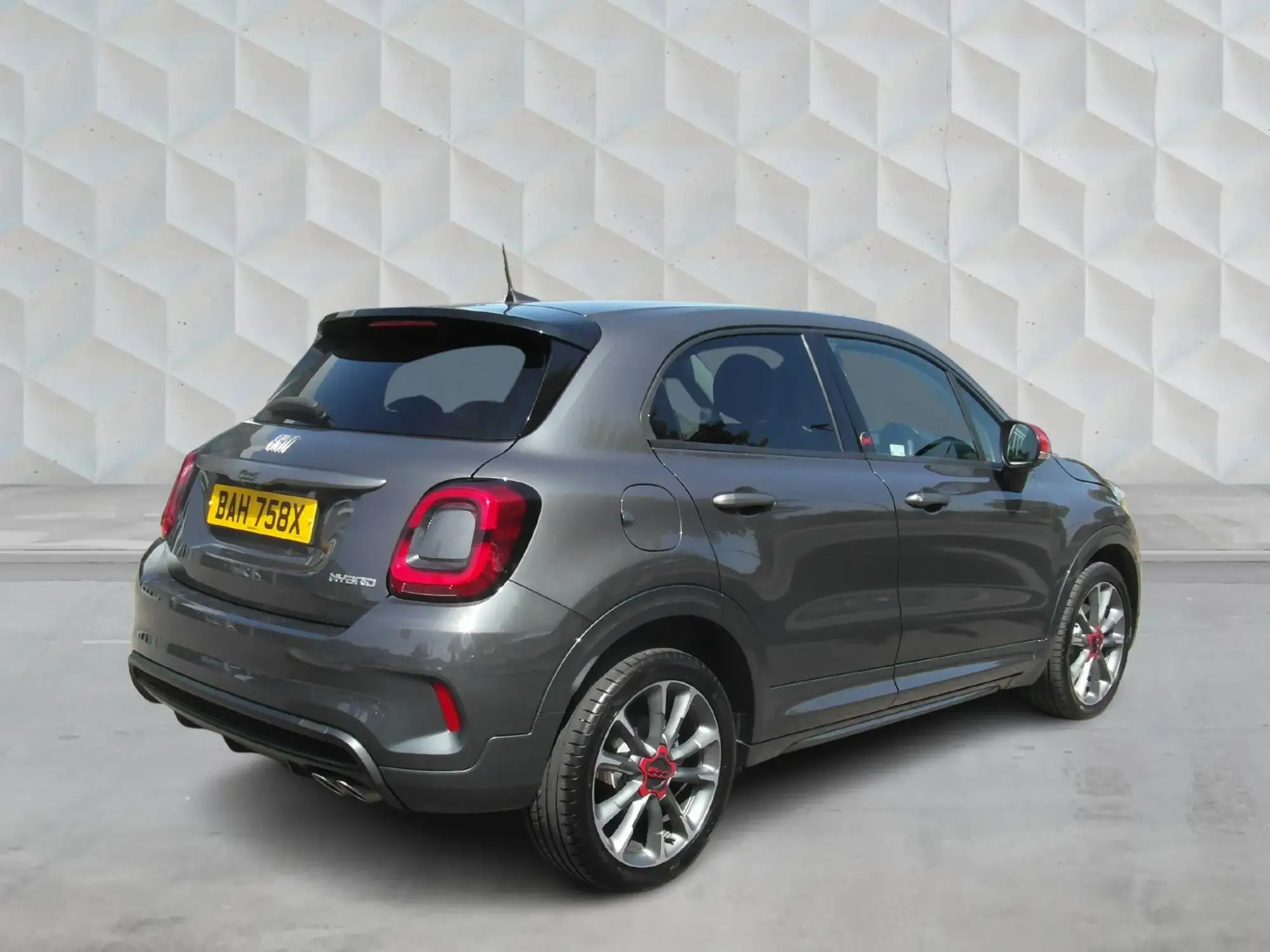 Fiat 500X 1.5 Hybrid 48V RED 5dr DDCT YE73JUH Image 1