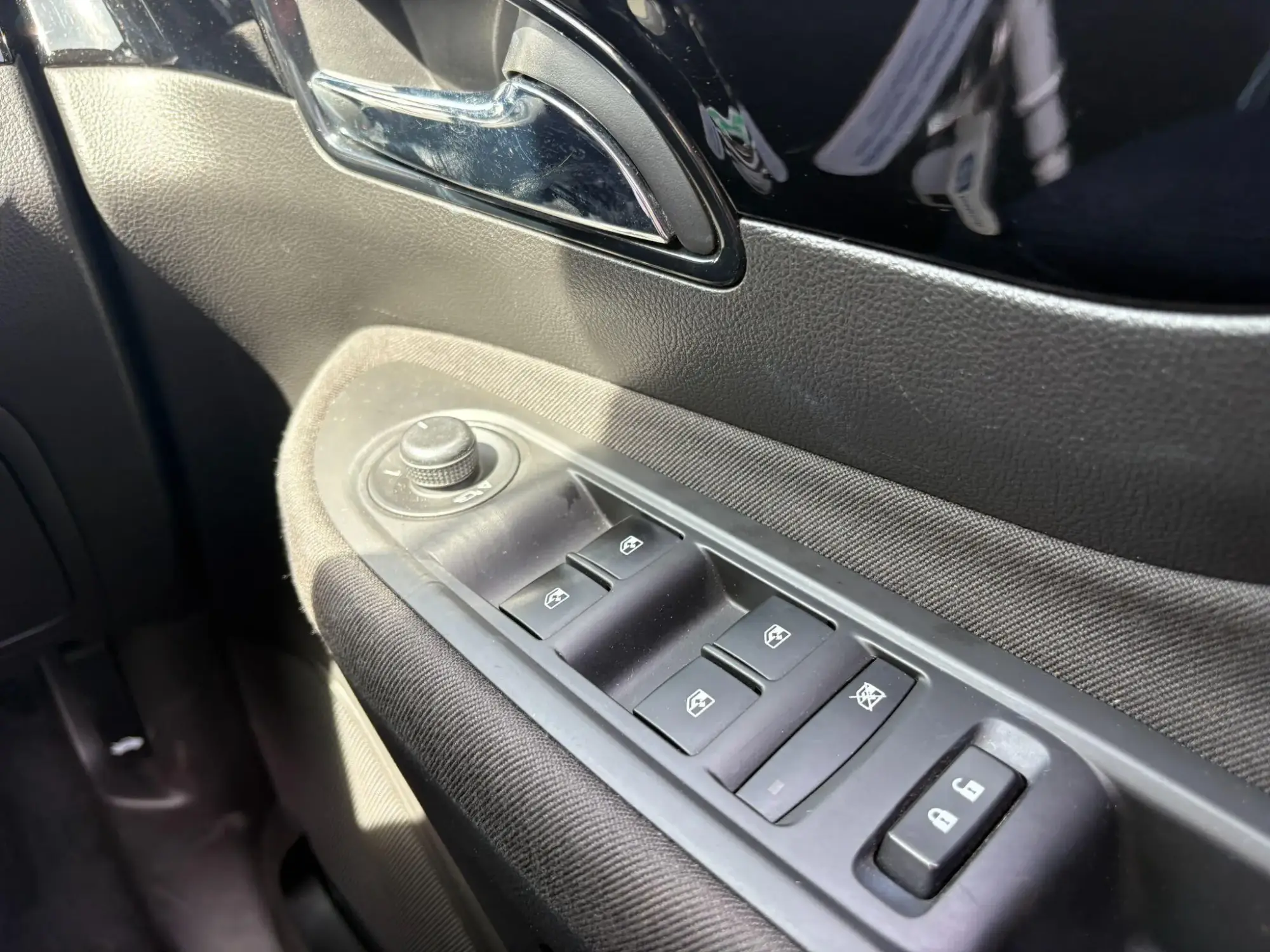 Vauxhall Mokka X Image 17 Vauxhall Mokka X Image 17