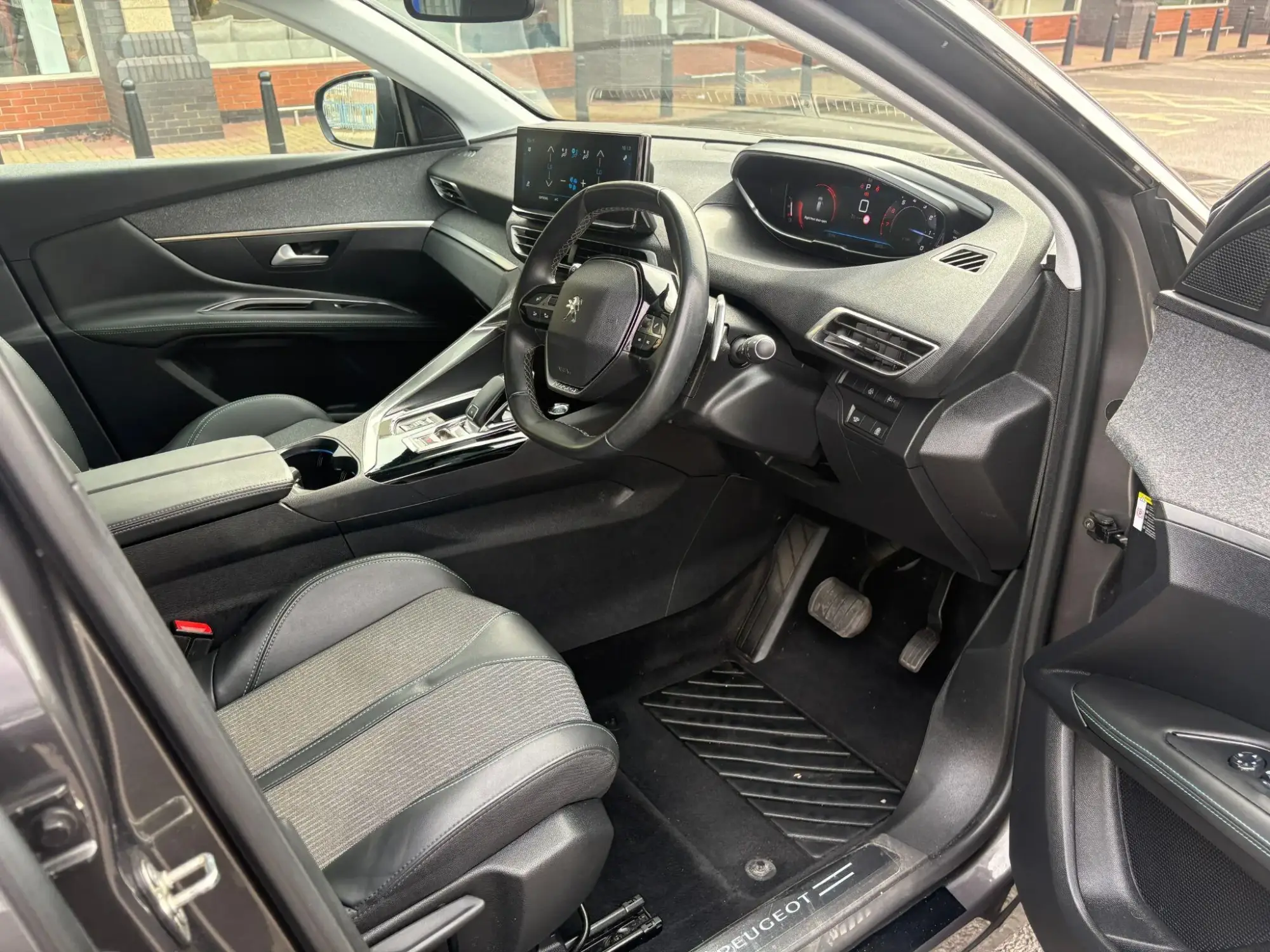 Peugeot 3008 Image 15 Peugeot 3008 Image 15