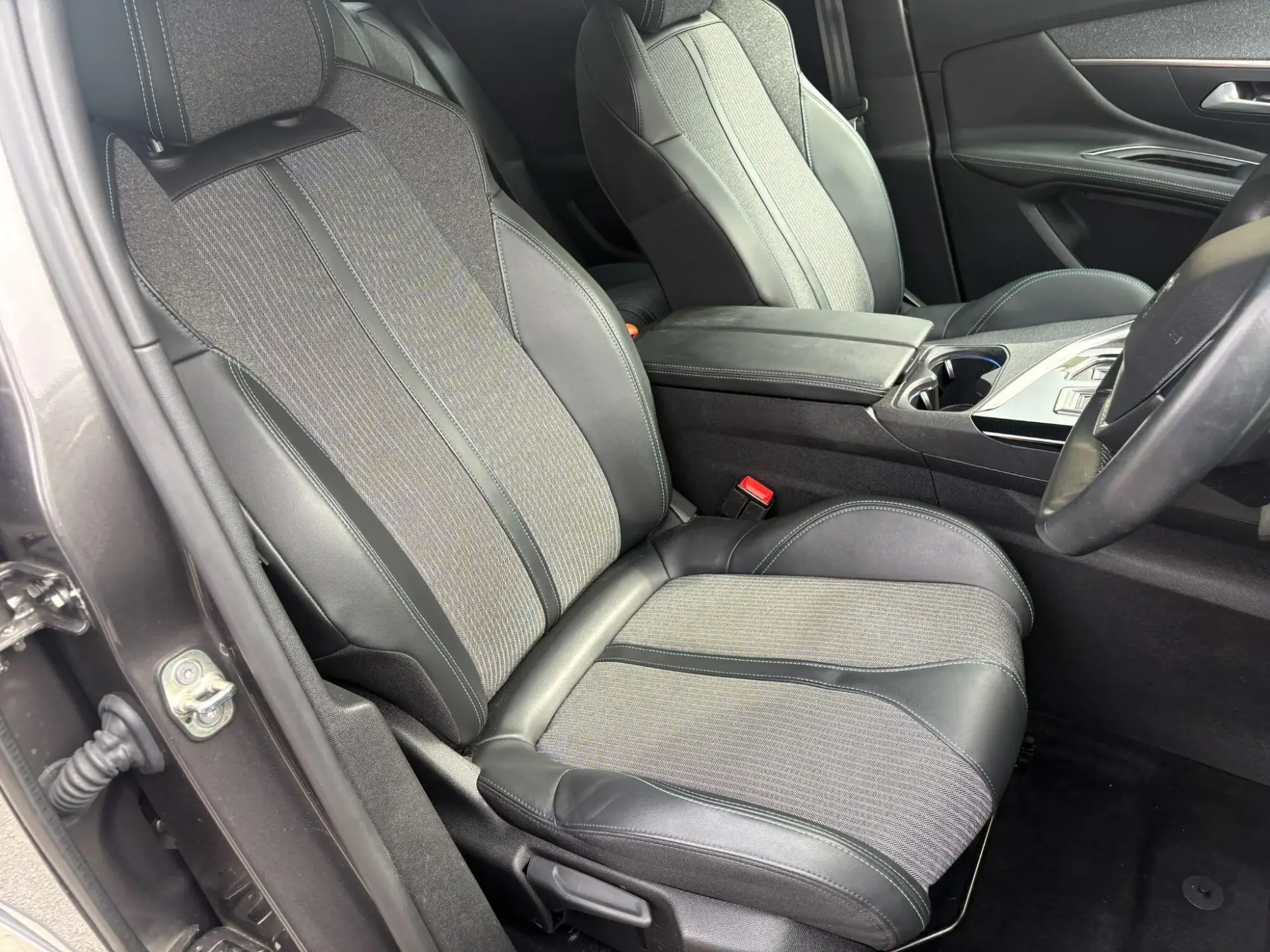 Peugeot 3008 Image 16 Peugeot 3008 Image 16