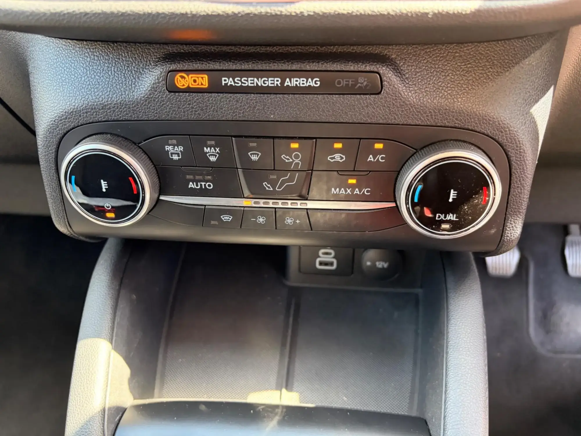 Ford Kuga Image 10