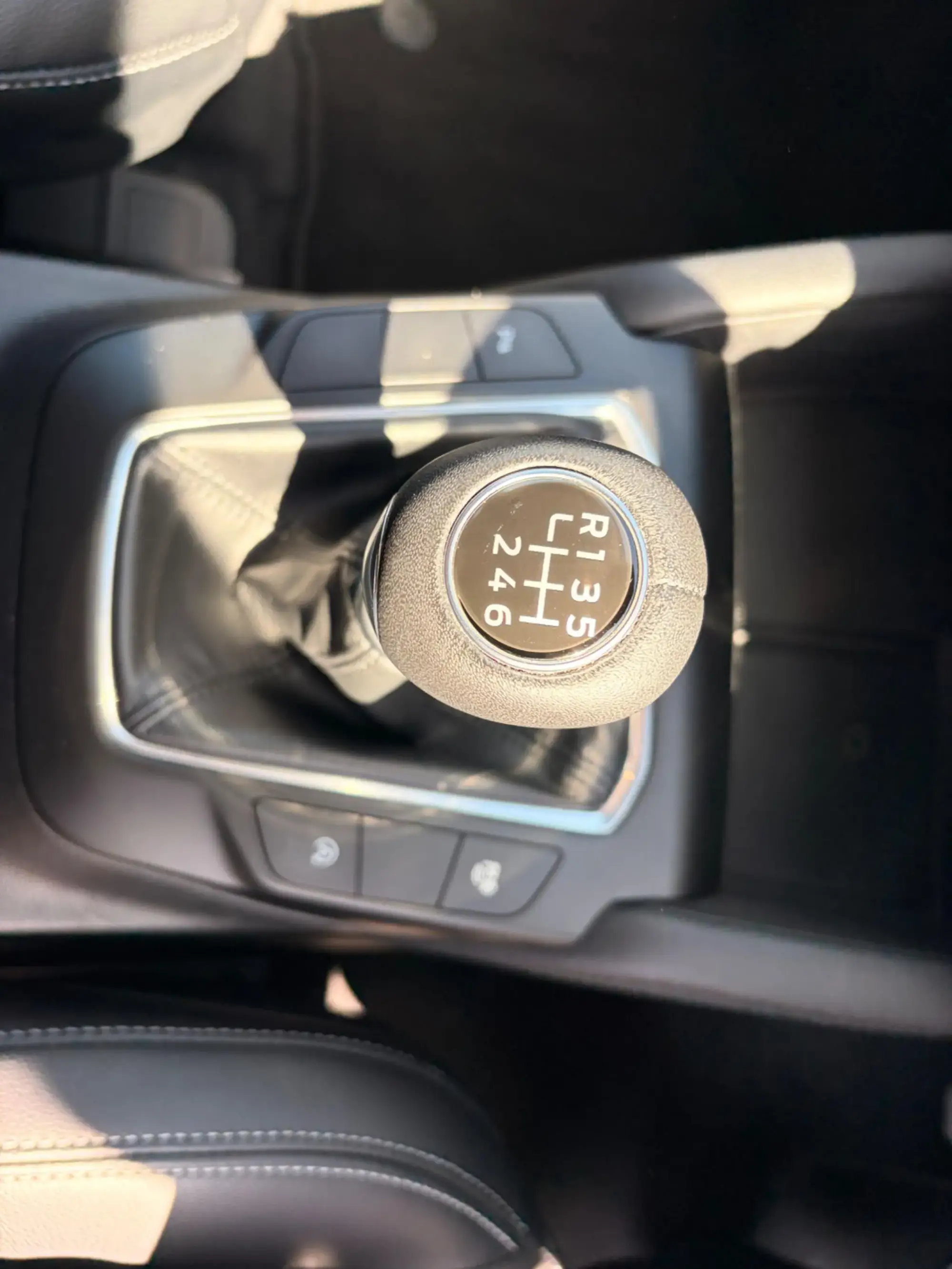 Ford Kuga Image 16