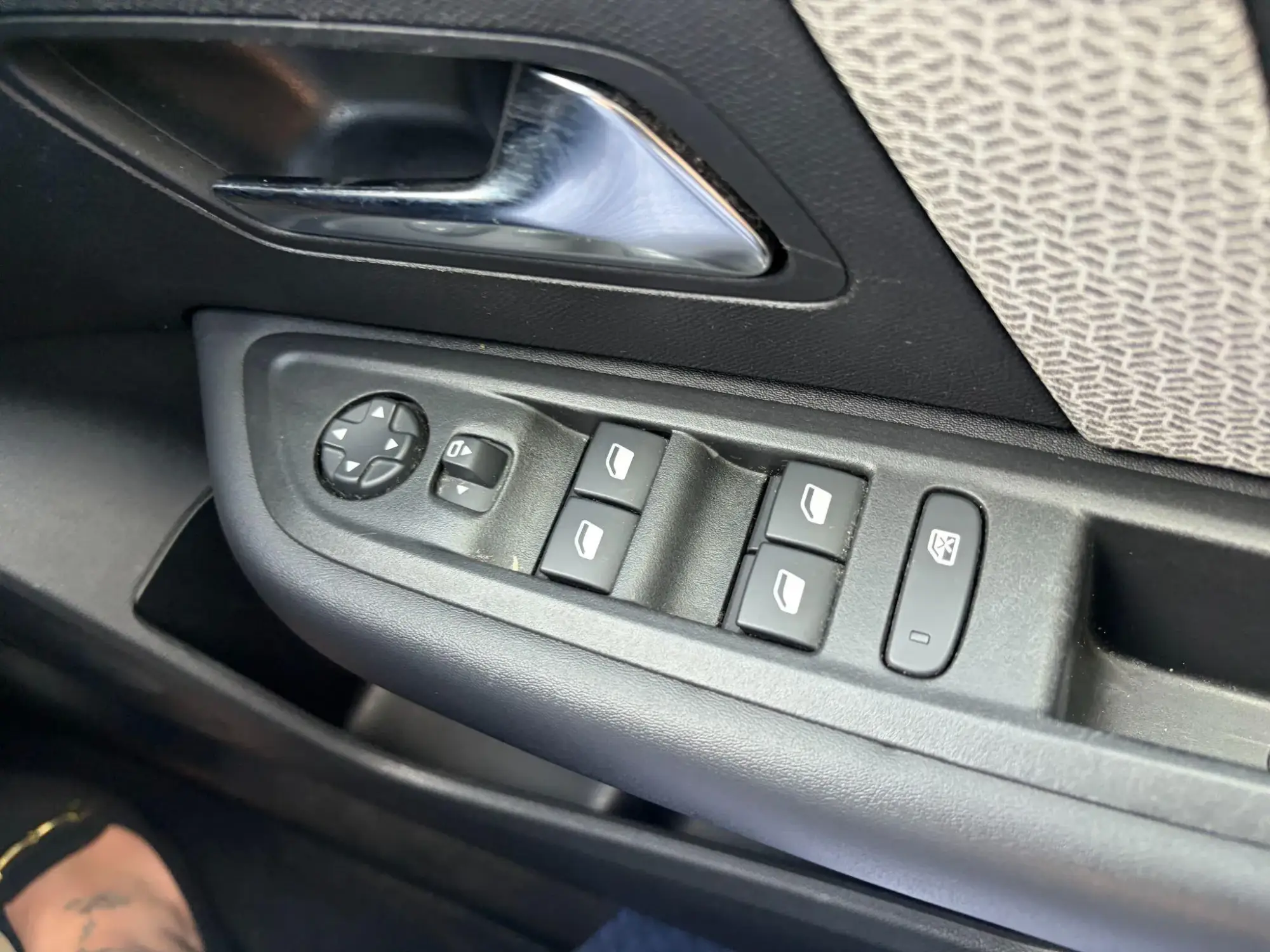 Citroen C4 Image 15 Citroen C4 Image 15