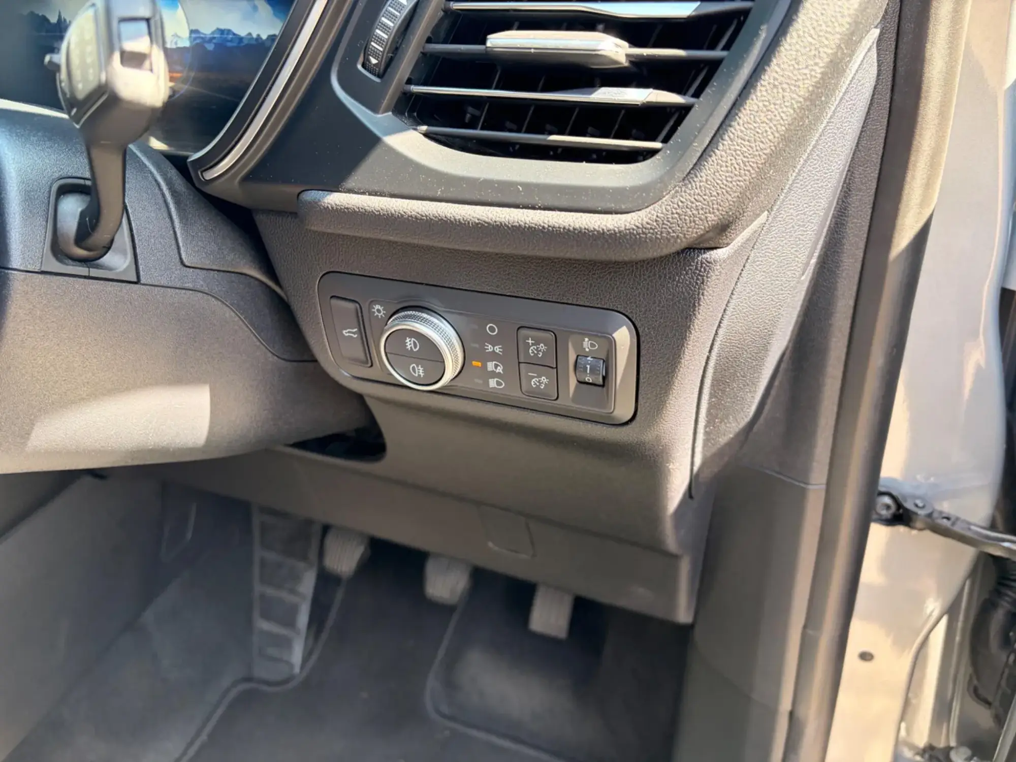 Ford Kuga Image 18