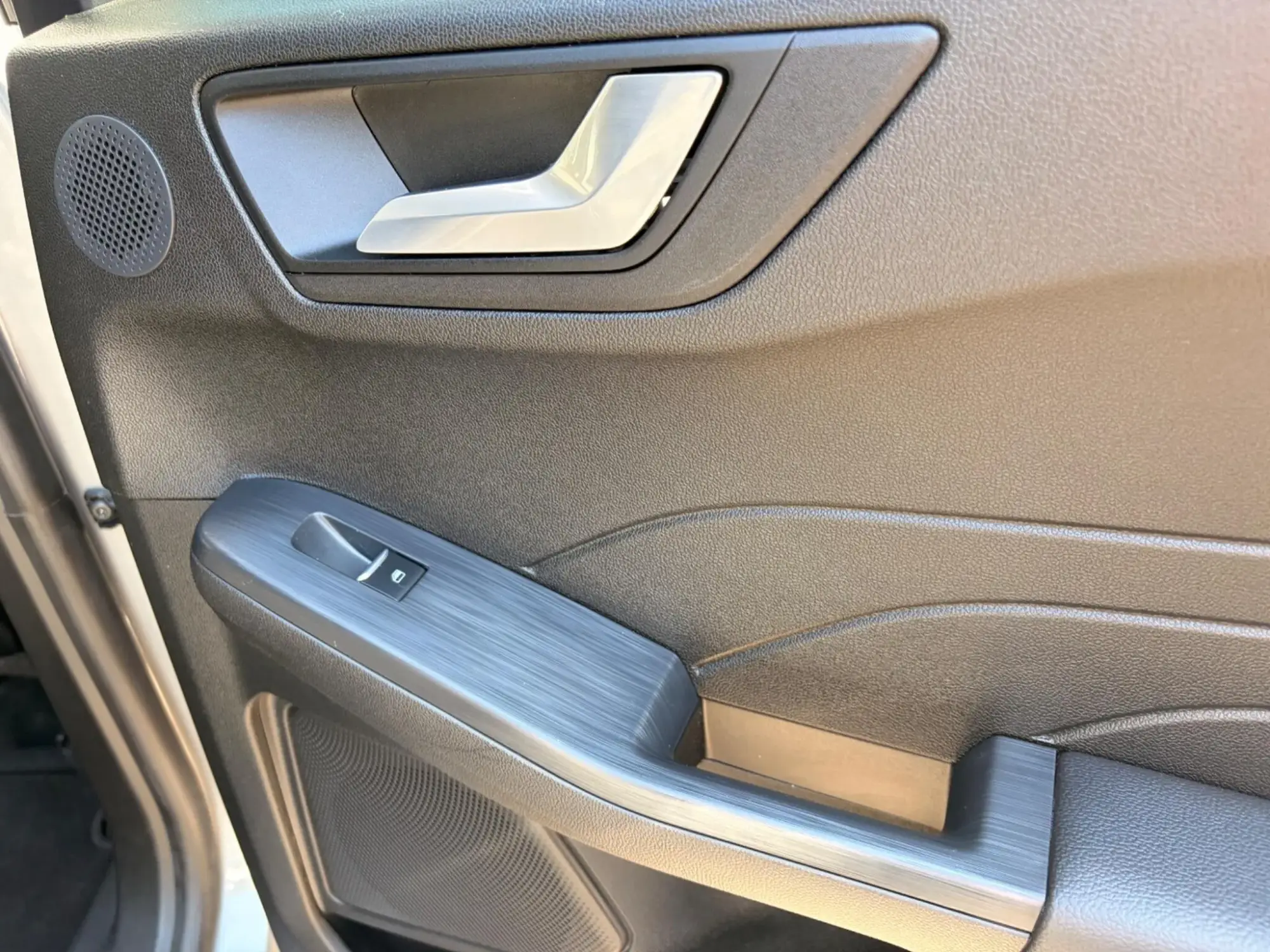 Ford Kuga Image 22