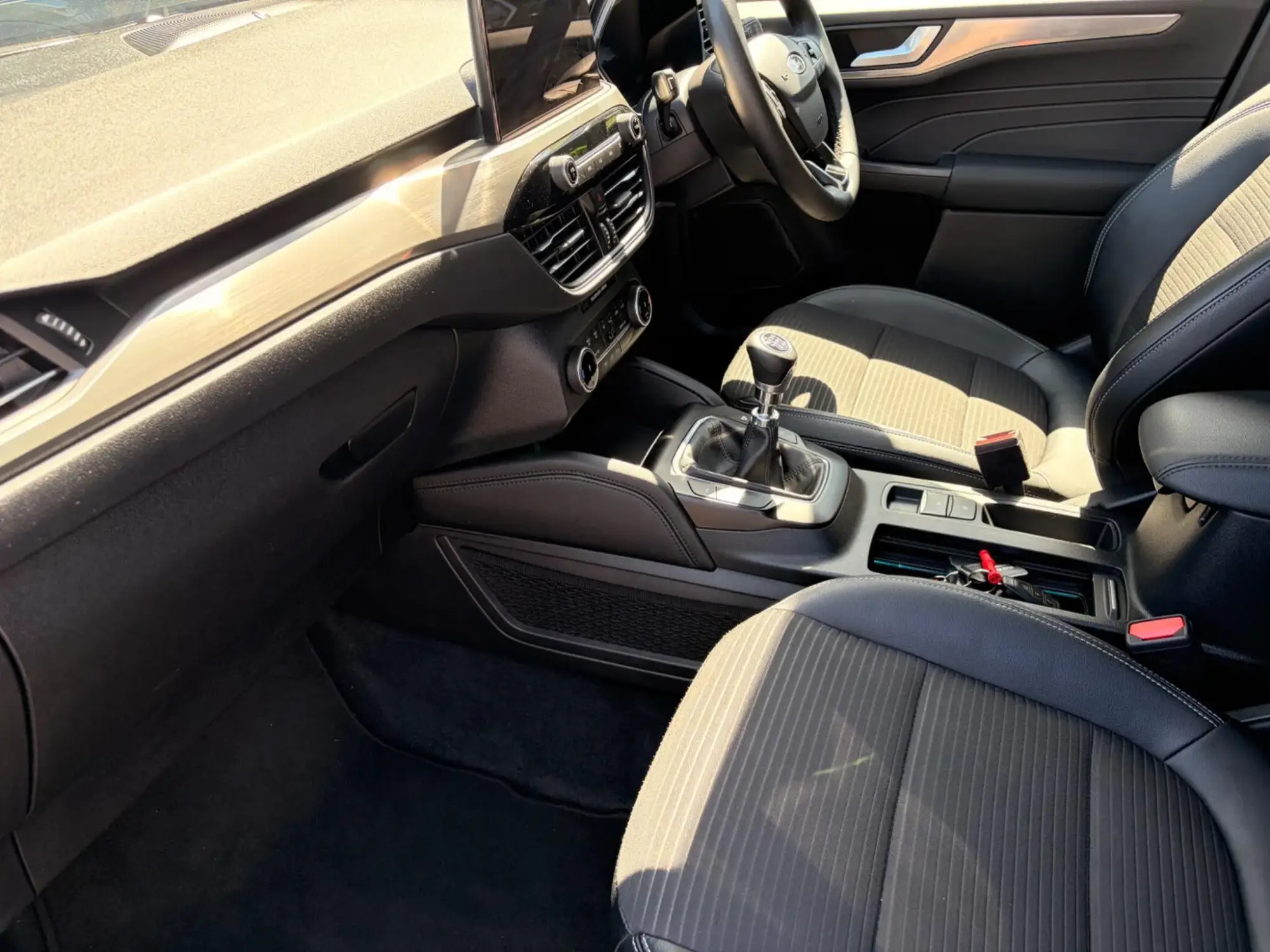 Ford Kuga Image 33