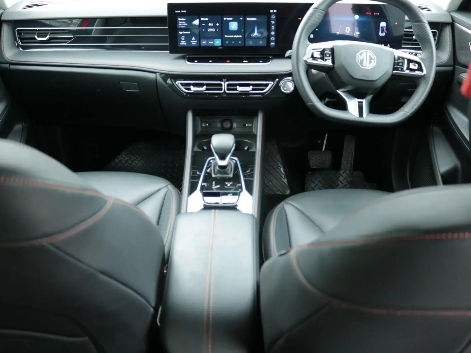 MG HS Plug-in Hybrid Image 12 MG HS Plug-in Hybrid Image 12