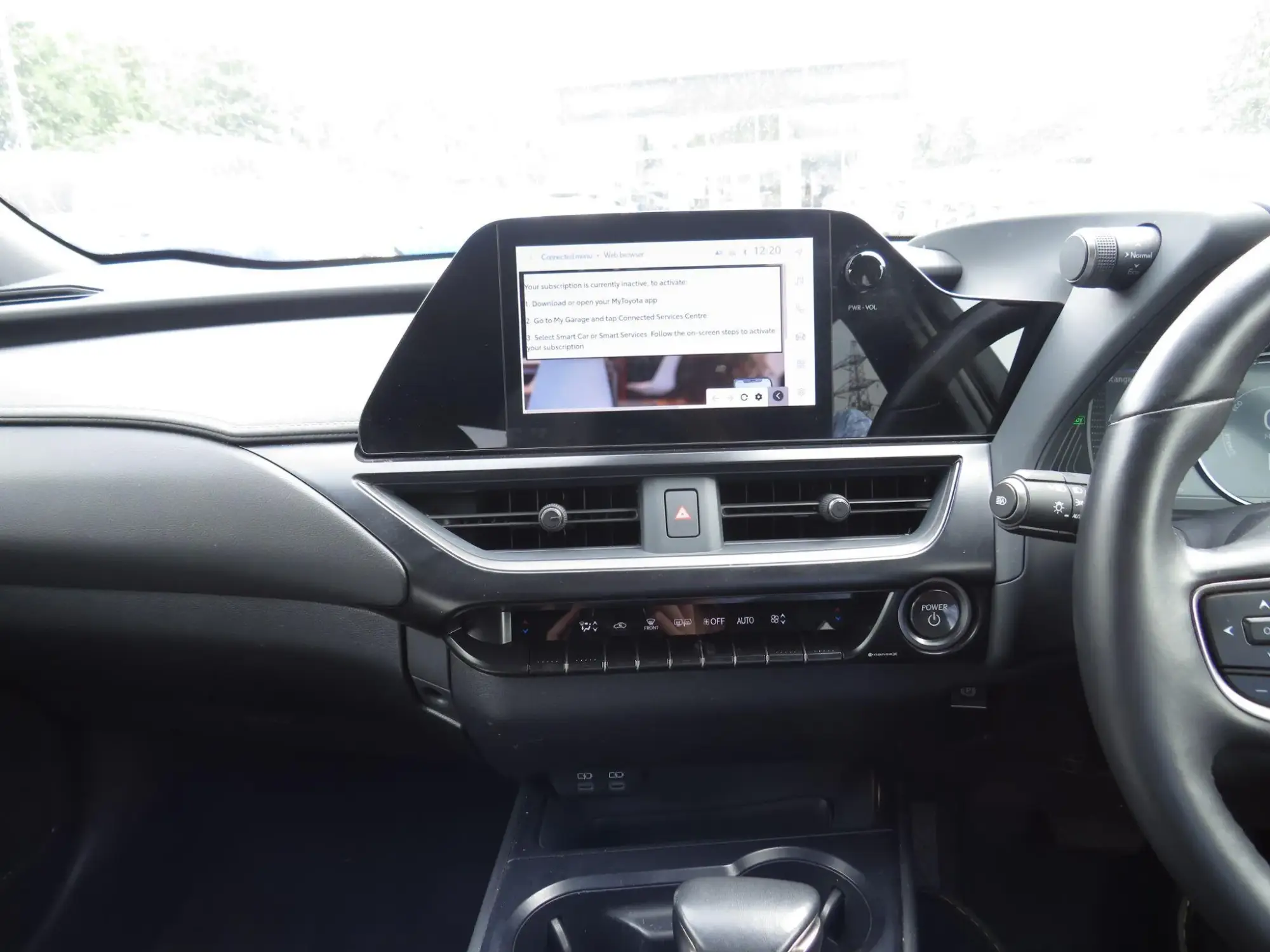 Lexus UX Self-Charging Hybrid Image 15