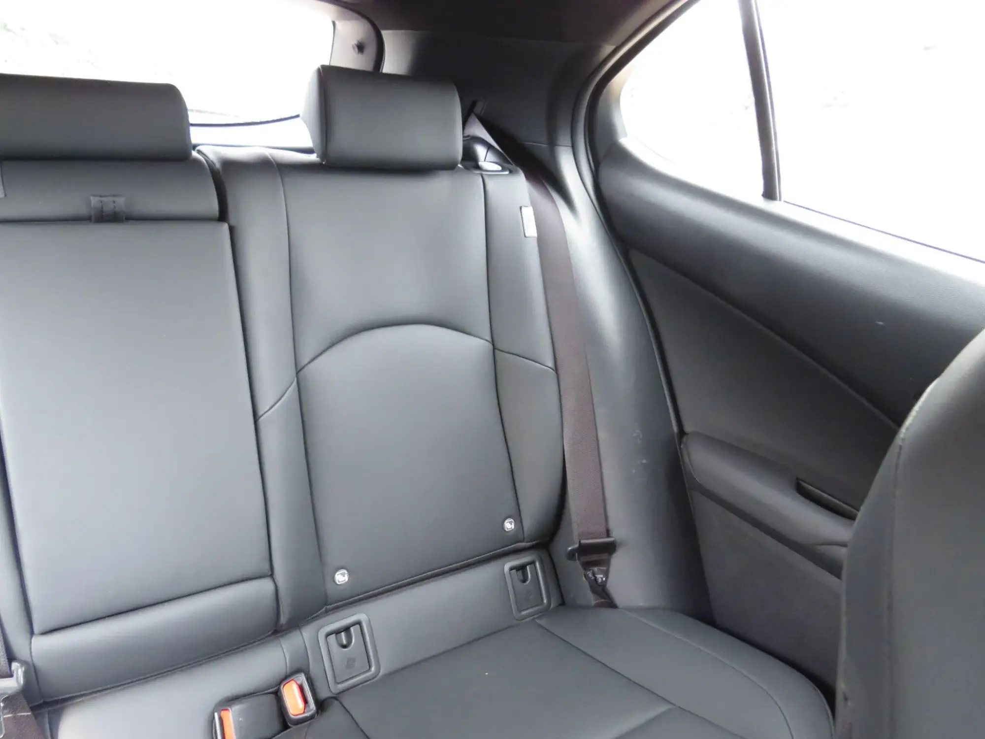 Lexus UX Self-Charging Hybrid Image 17