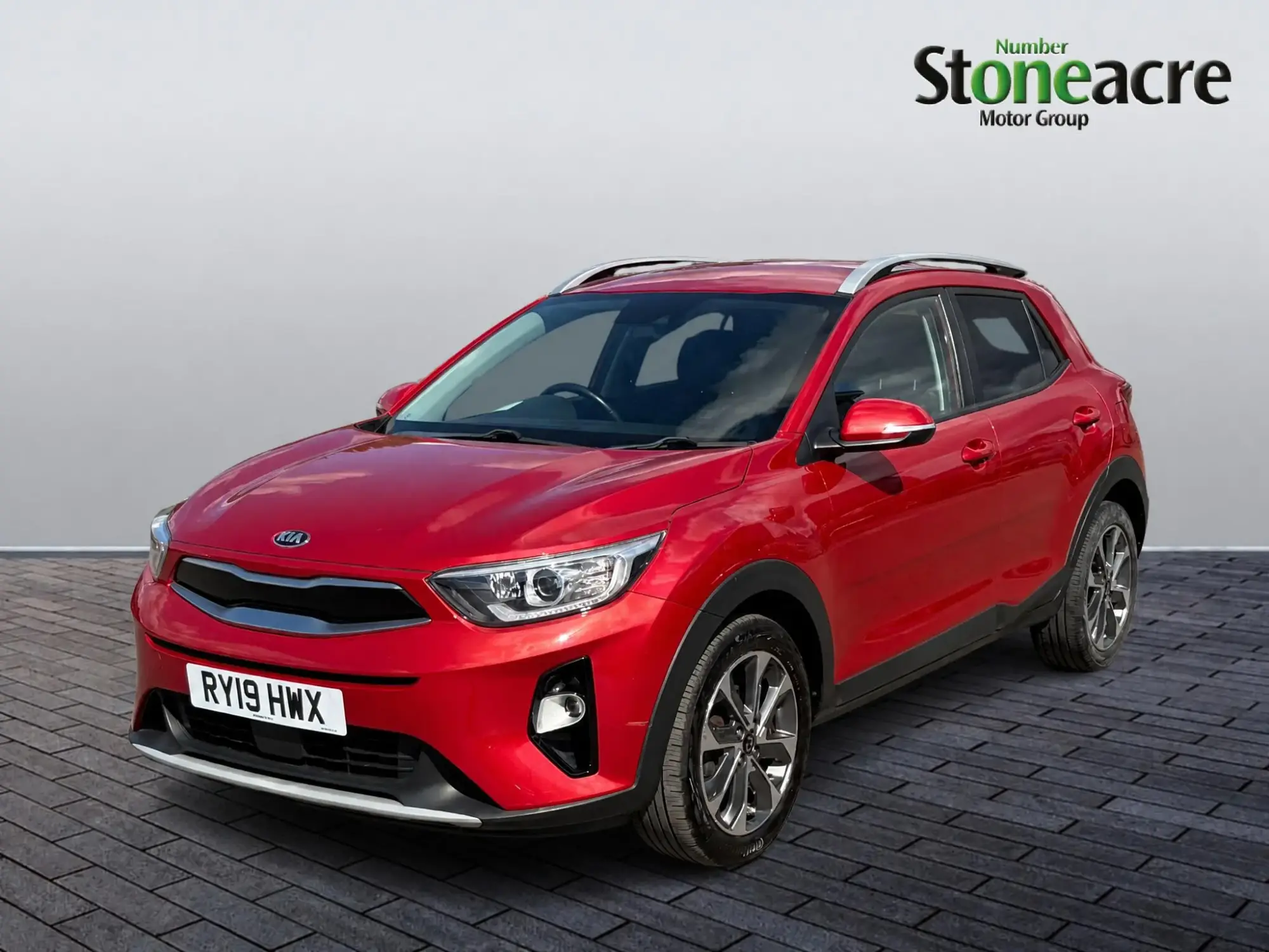 Kia Stonic 1.0 T-GDi 3 SUV 5dr Petrol Manual Euro 6 (s/s) (118 bhp) RY19HWX Image 3 Kia Stonic 1.0 T-GDi 3 SUV 5dr Petrol Manual Euro 6 (s/s) (118 bhp) RY19HWX Image 3