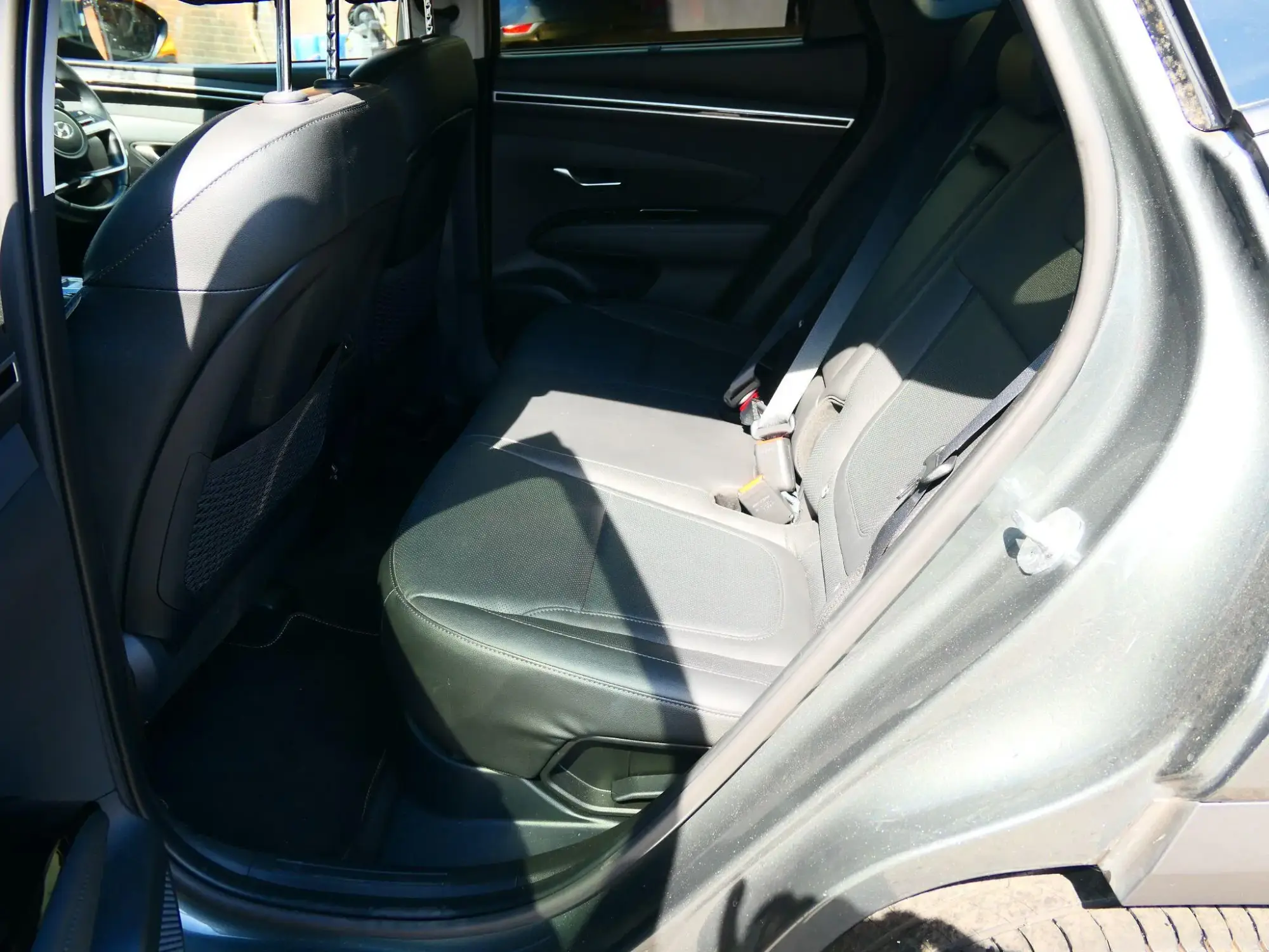Hyundai TUCSON Hybrid Image 12