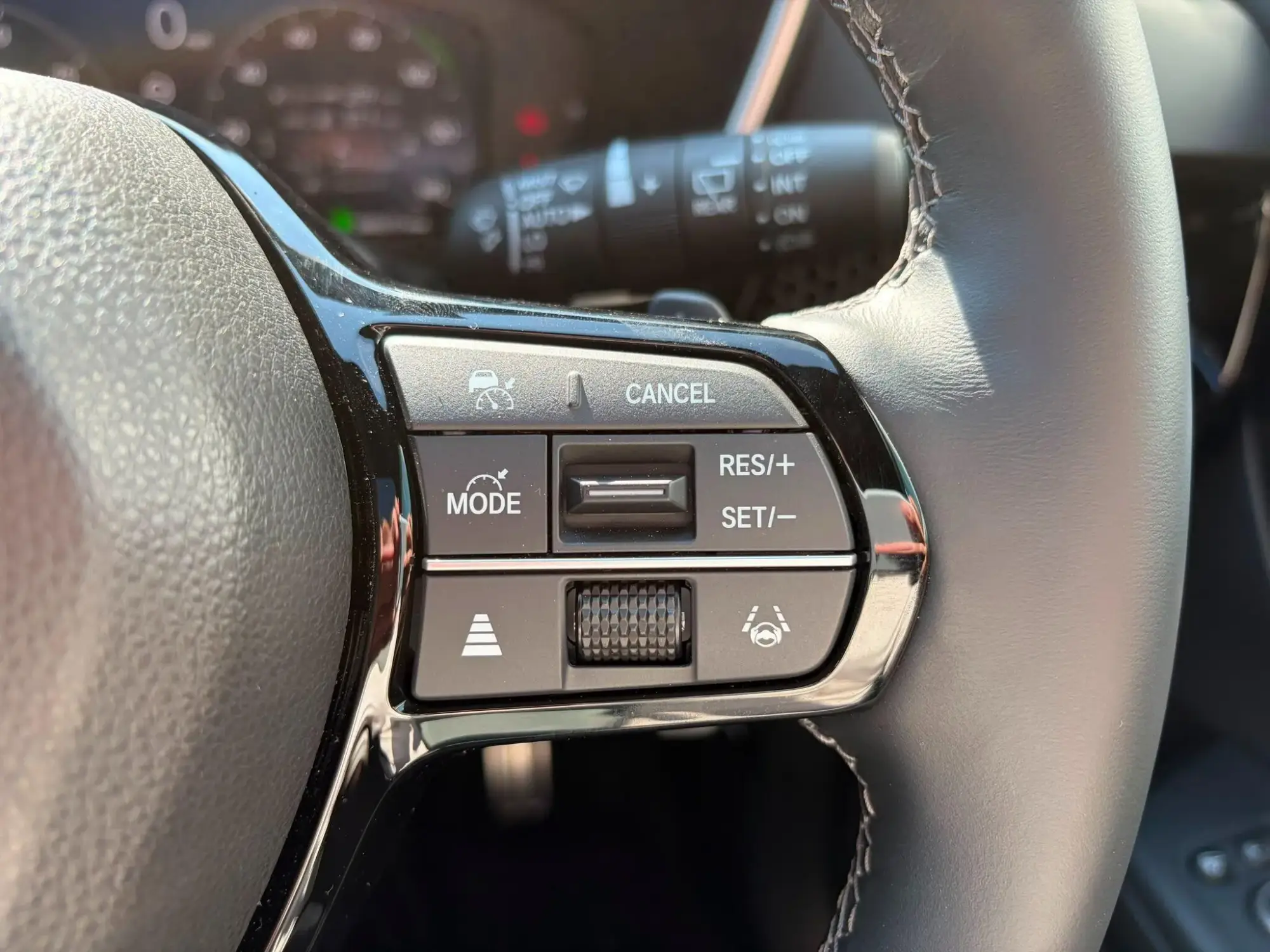 Honda CR-V Plug-in Hybrid Image 17 Honda CR-V Plug-in Hybrid Image 17