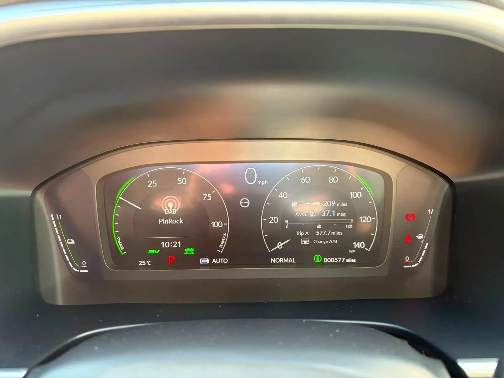 Honda CR-V Plug-in Hybrid Image 26 Honda CR-V Plug-in Hybrid Image 26
