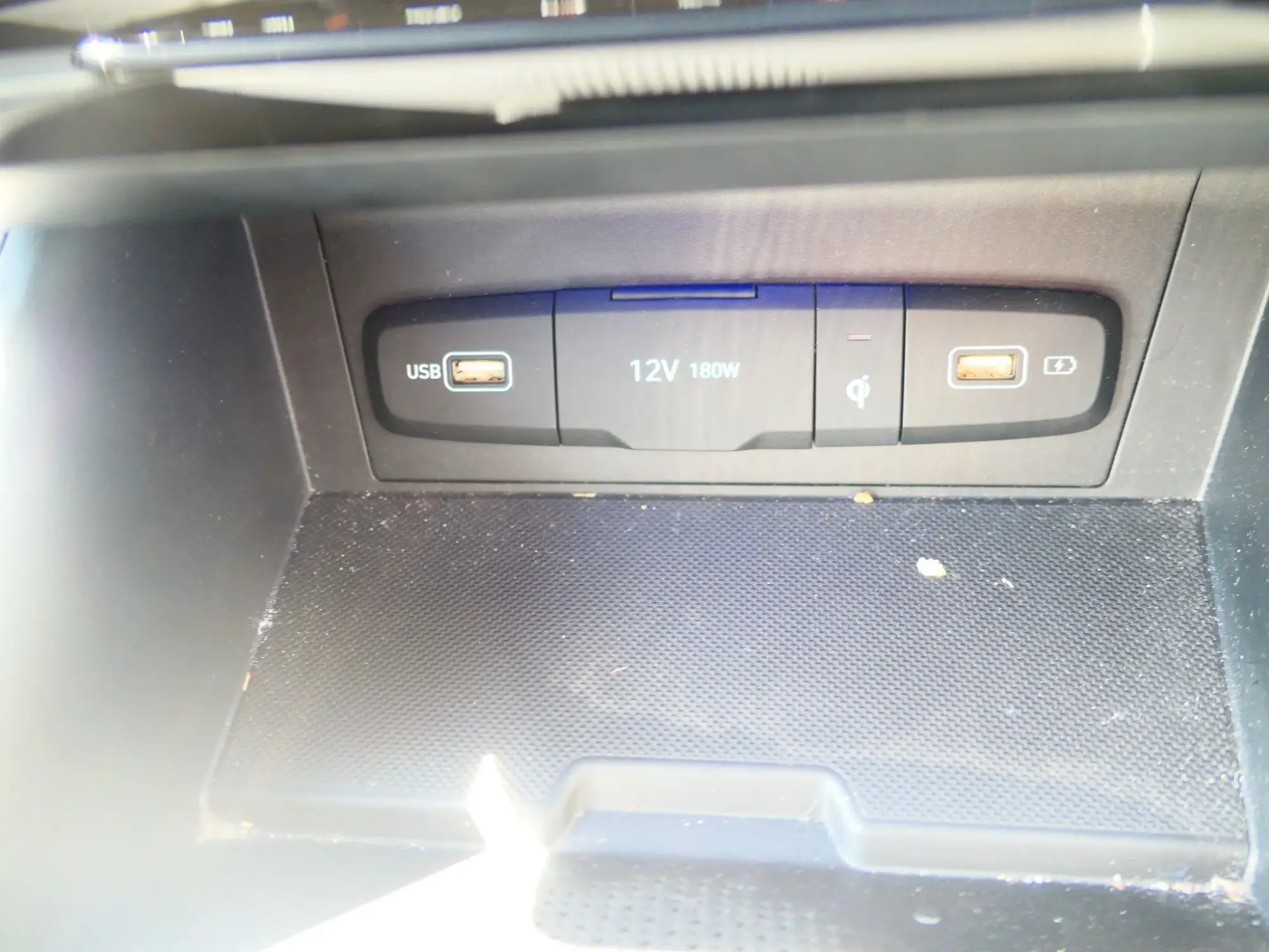 Hyundai TUCSON Hybrid Image 22