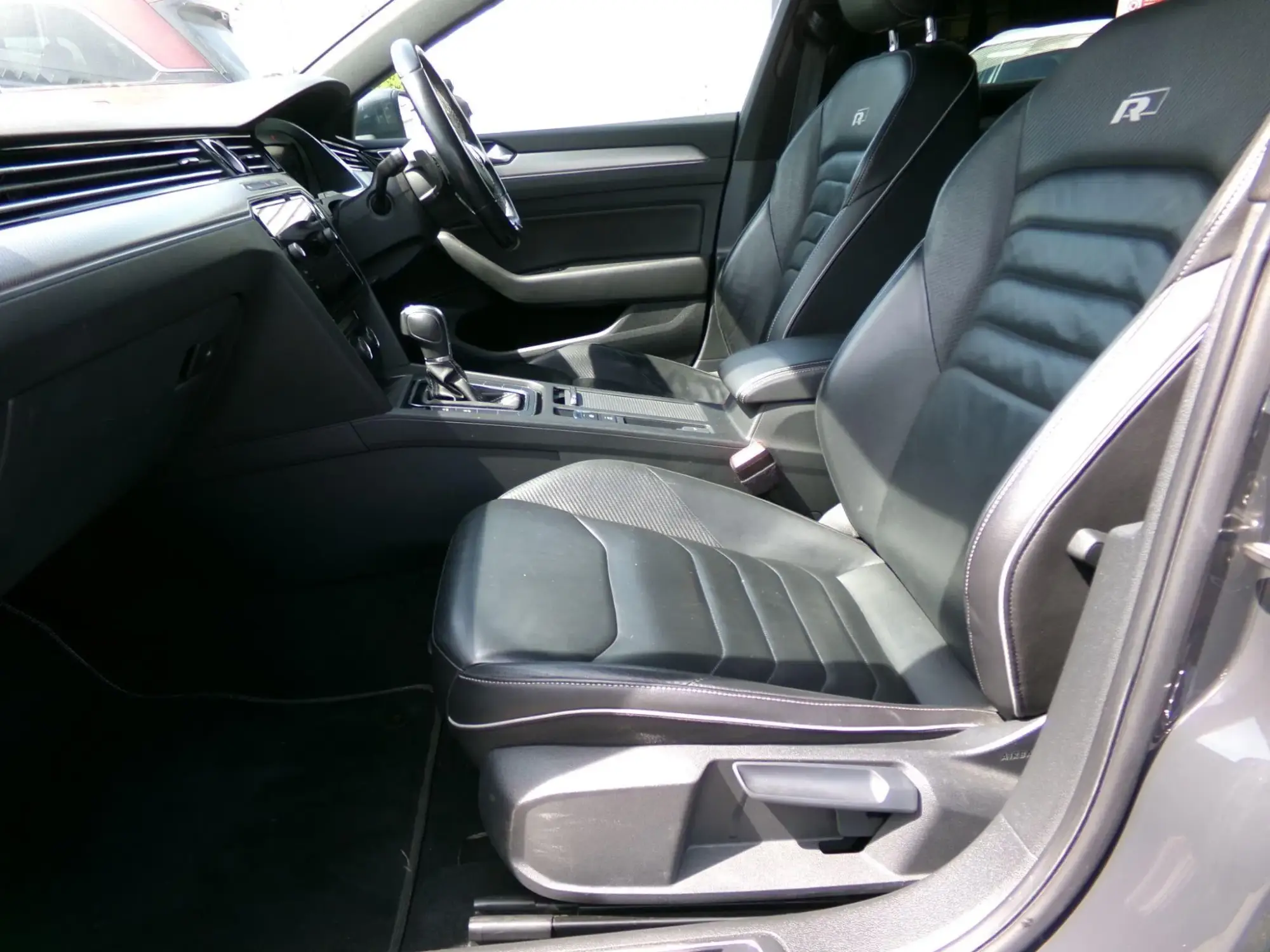 Volkswagen Arteon Image 21 Volkswagen Arteon Image 21