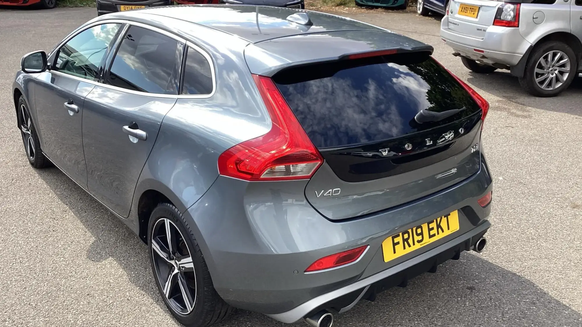 Volvo V40 Image 38 Volvo V40 Image 38