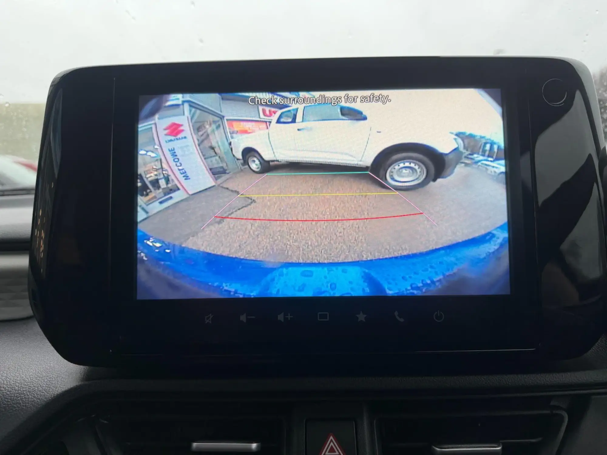Suzuki Swift Image 23