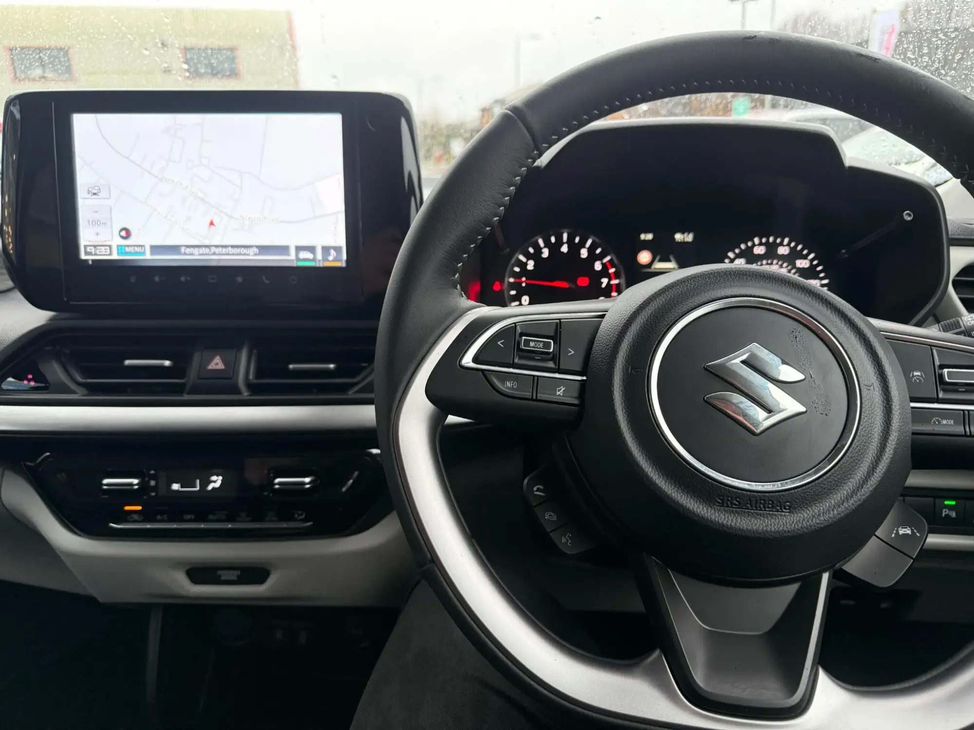 Suzuki Swift Image 29