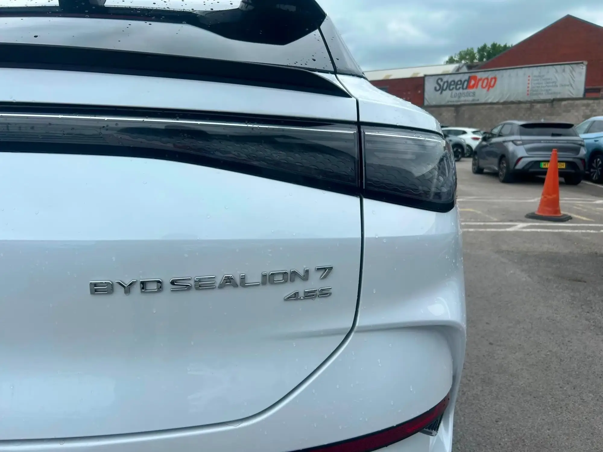 BYD SEALION 7 Image 8